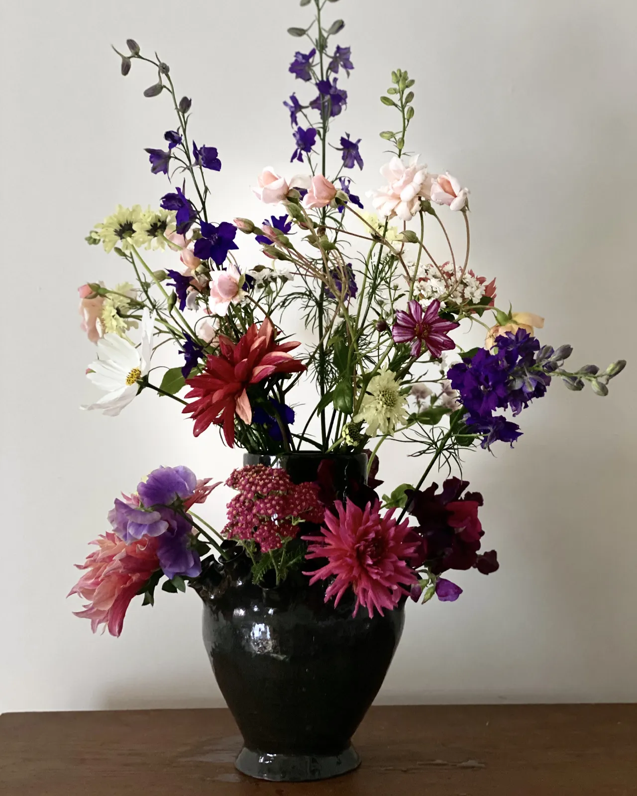 Ali Hewson, Tall necked tulipiere