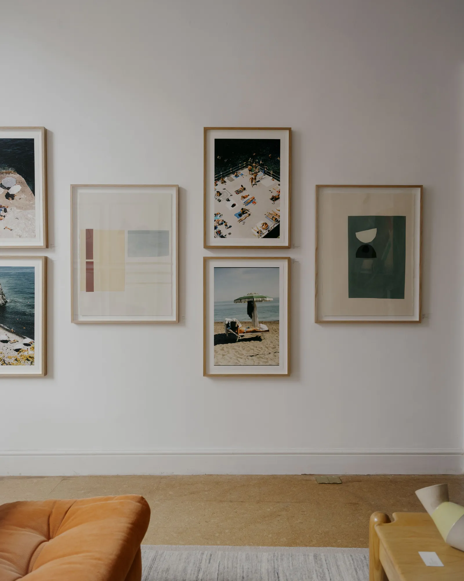 IL DOLCE FAR NIENTE: PHOTOGRAPHS BY LUCY LAUCHT & PAINTINGS BY CAROLINE POPHAM