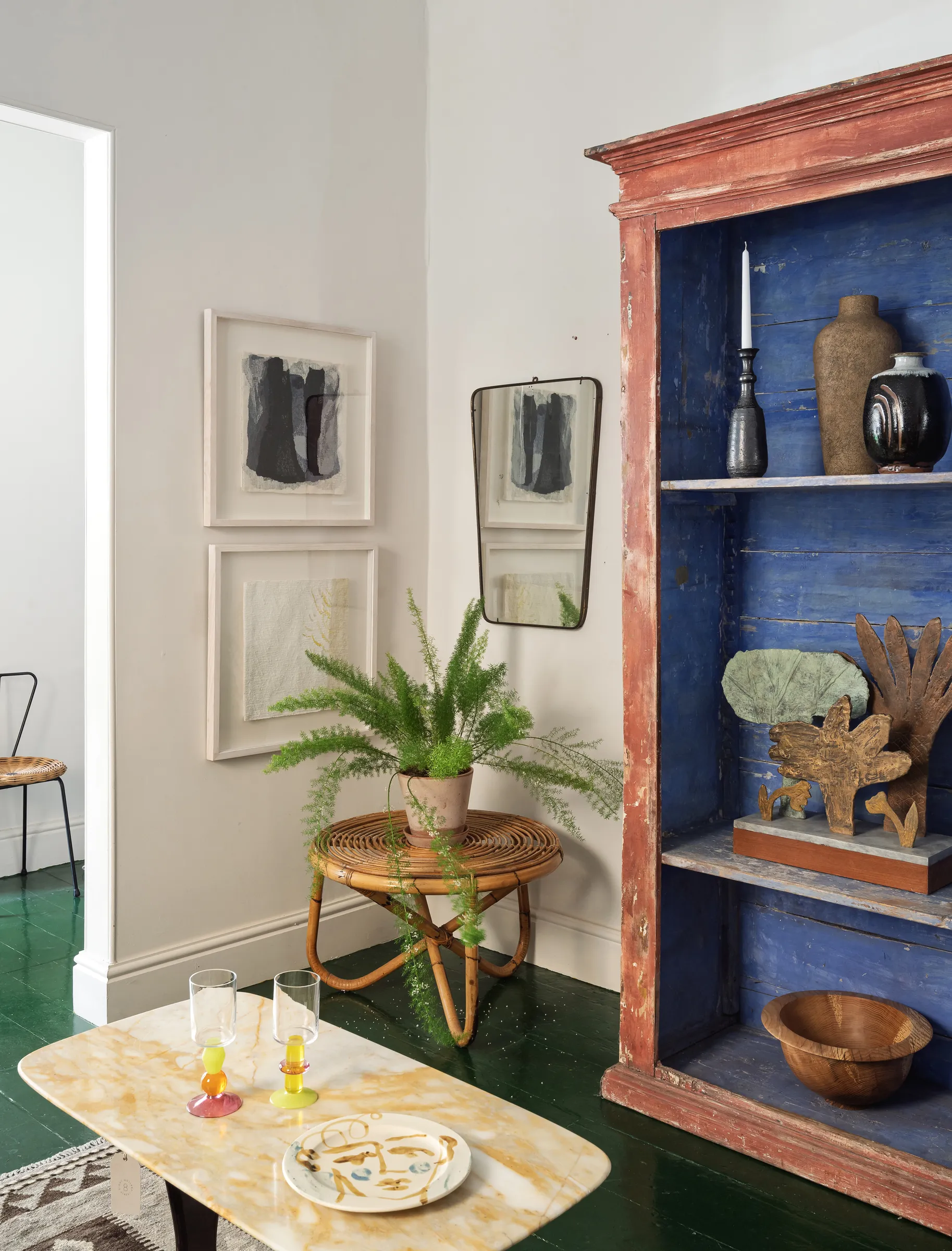 JILLY EDWARDS: NATURE TABLE