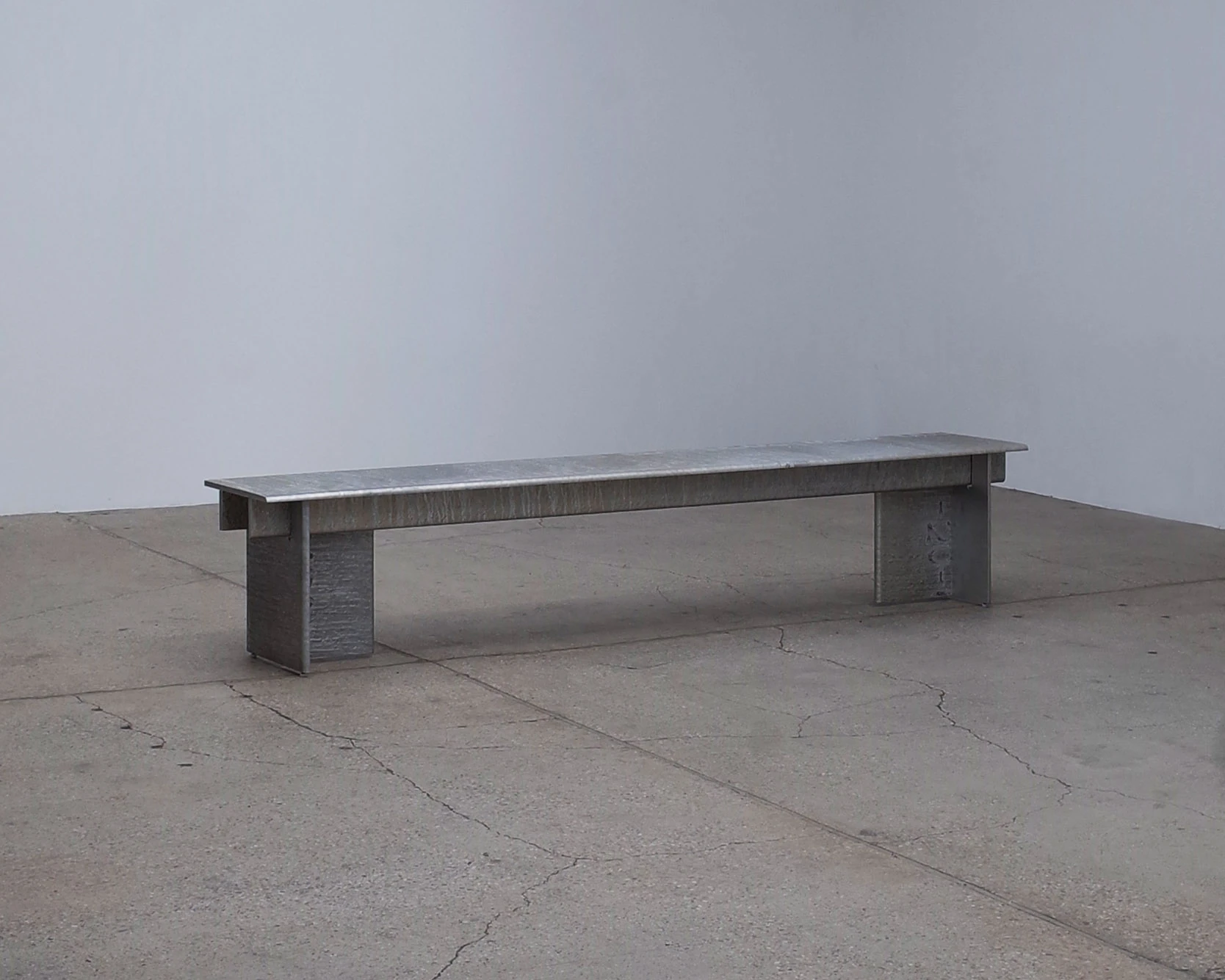 Aluskin Bench