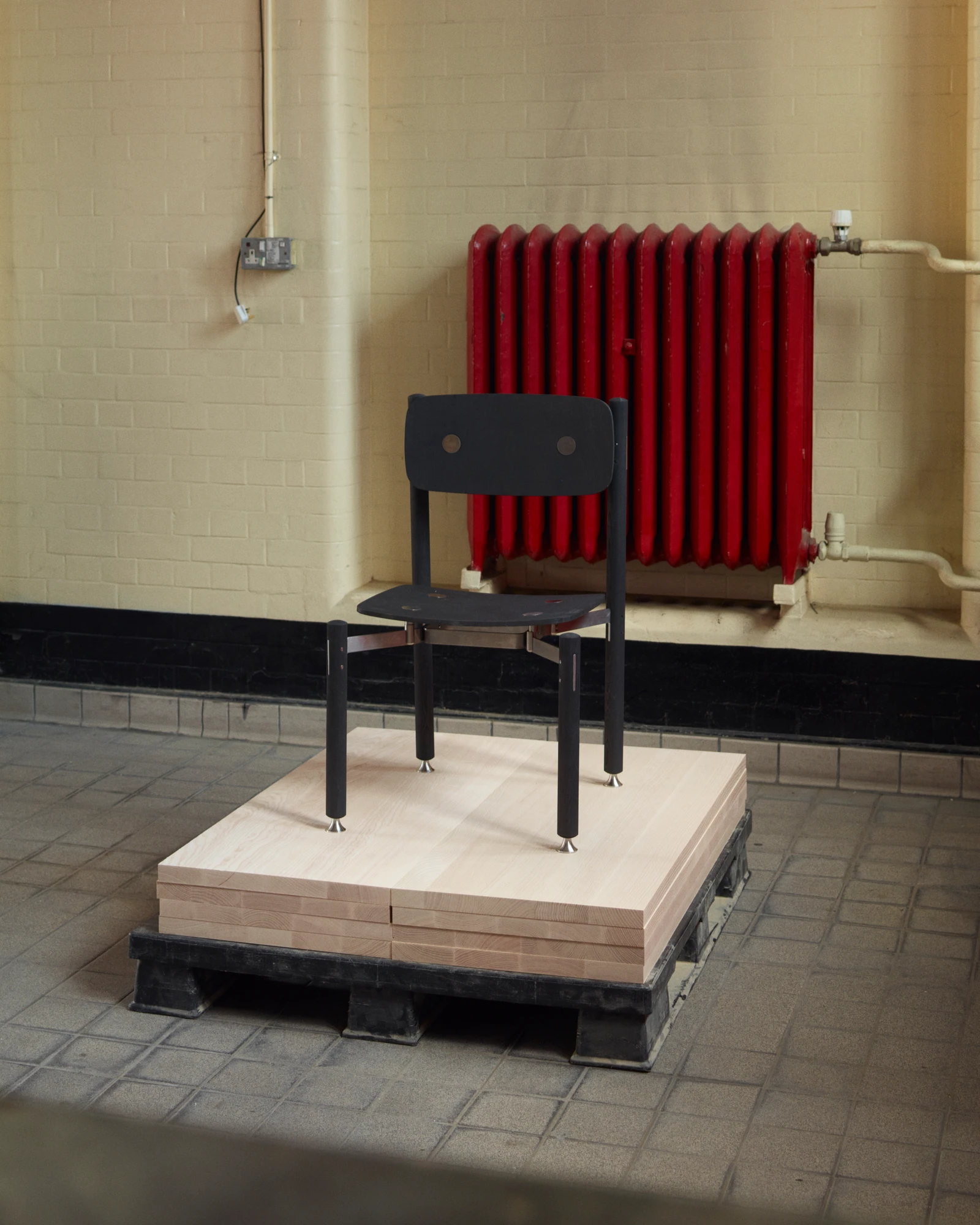 Keeling Collection Table Chair