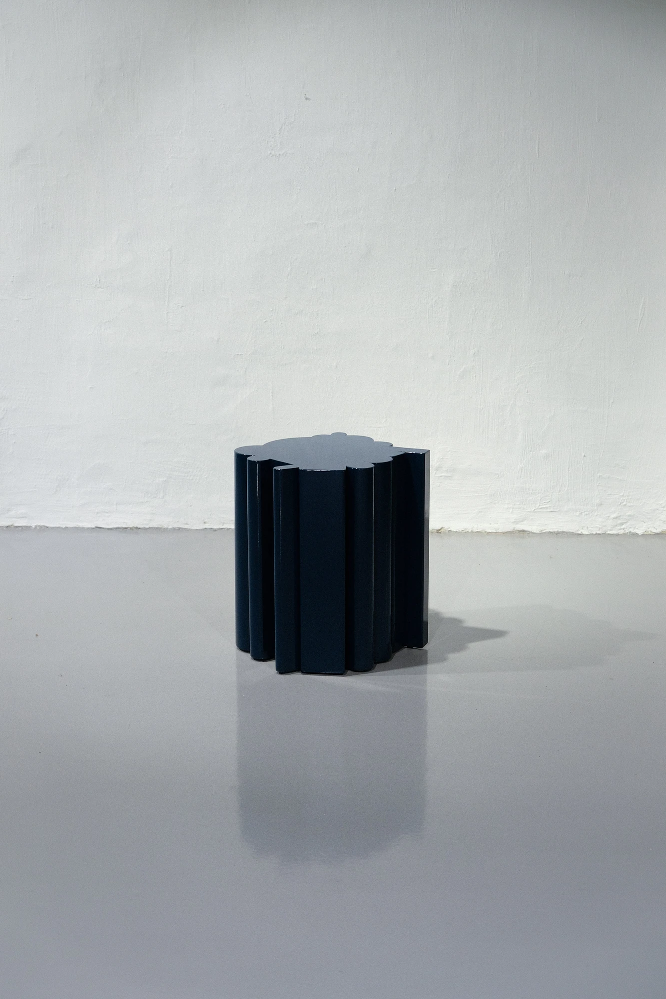 Stool (dark green)