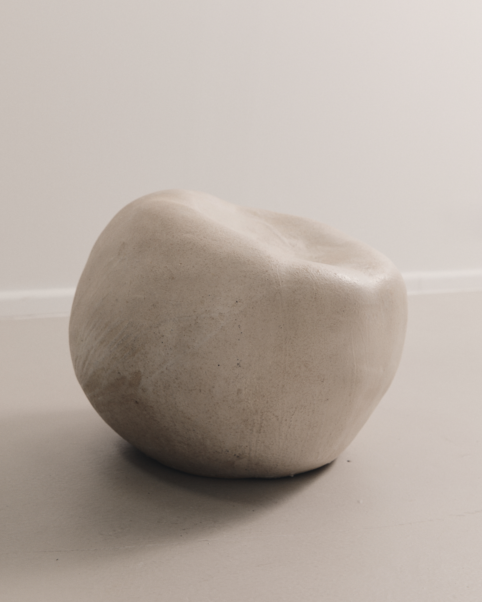 Ceramic stool by Nani Champy Schott