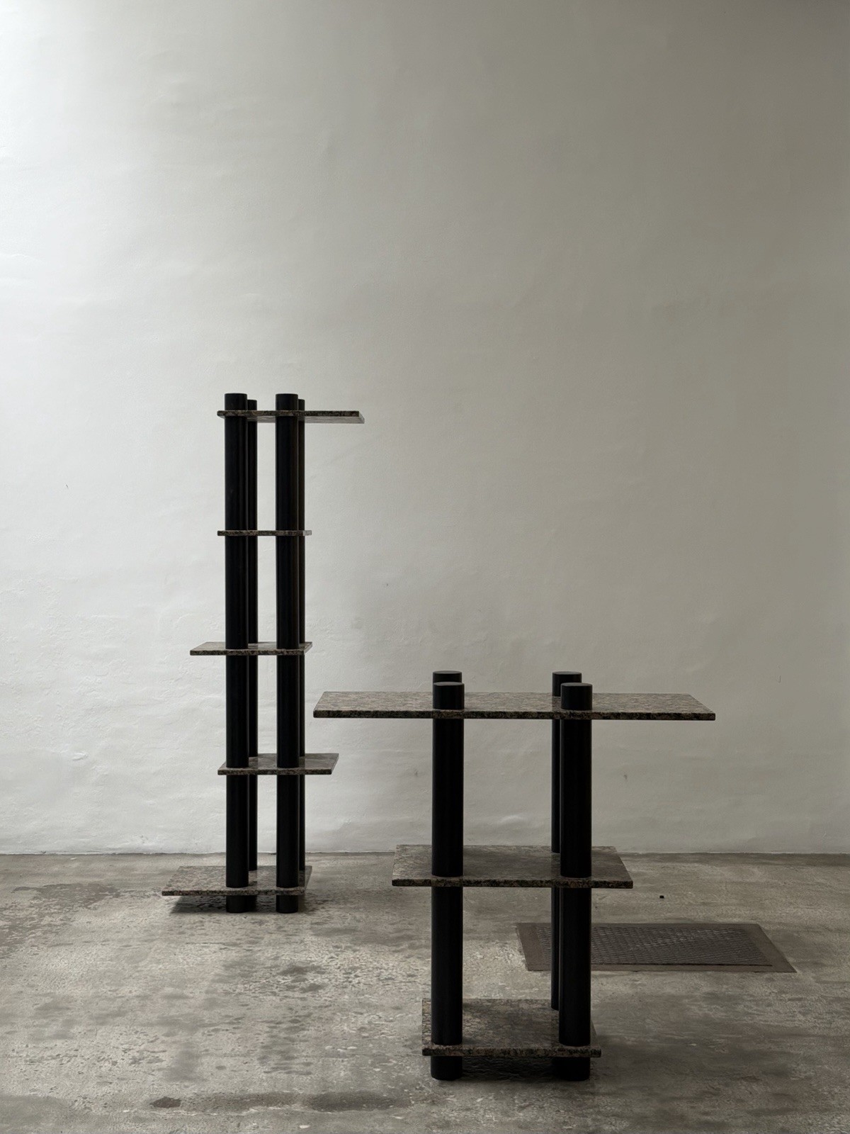 Modular Granite Design Shelf, Memphis attr. thumbnail 3