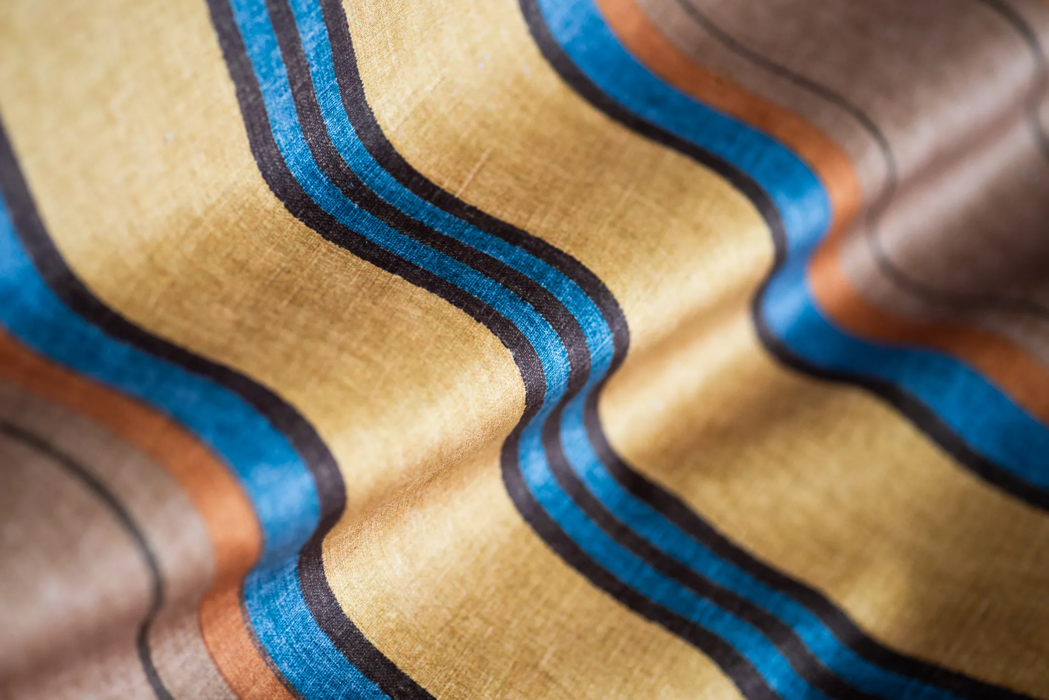 Hope Stripe in velvet image 5
