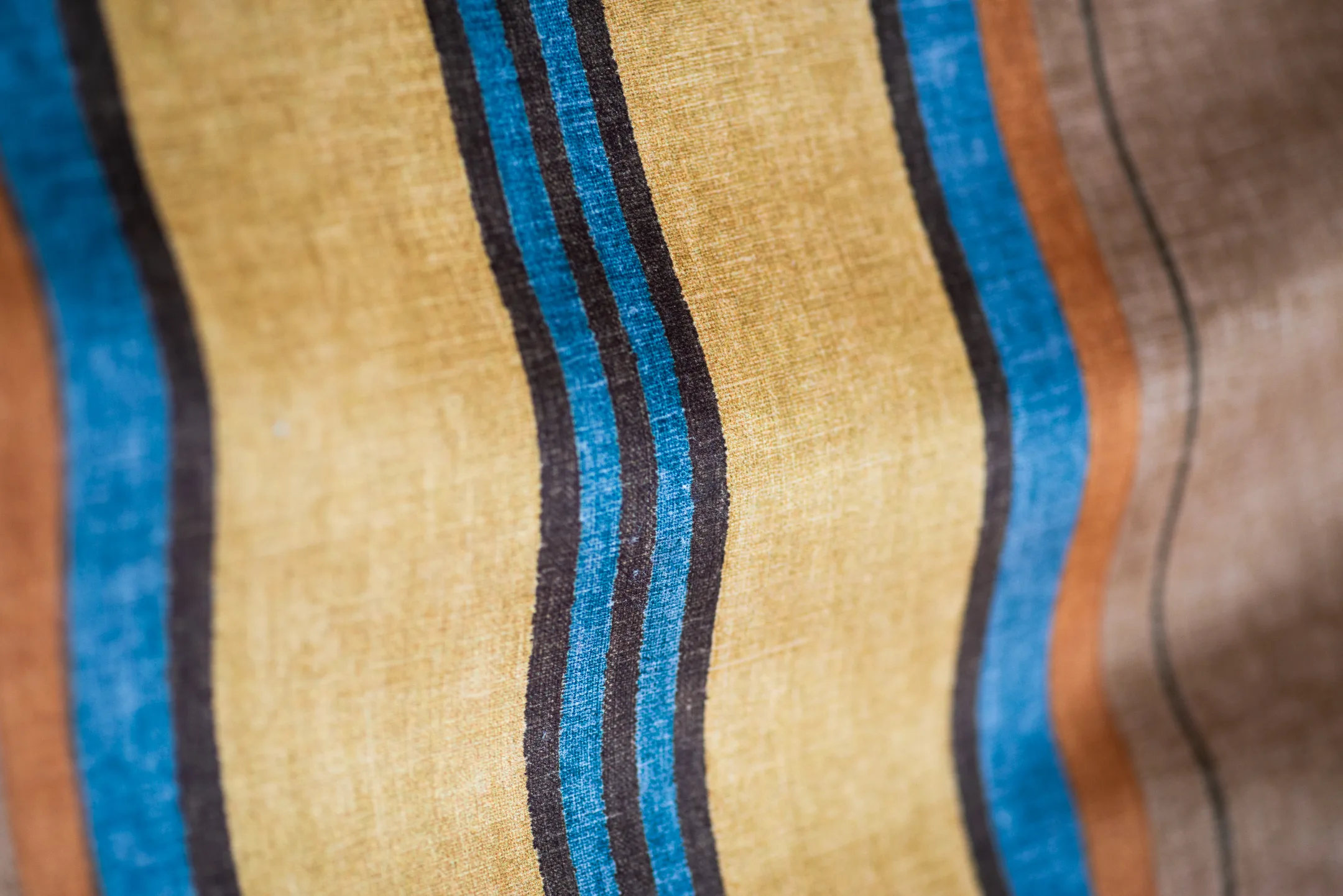 Hope Stripe in velvet image 8
