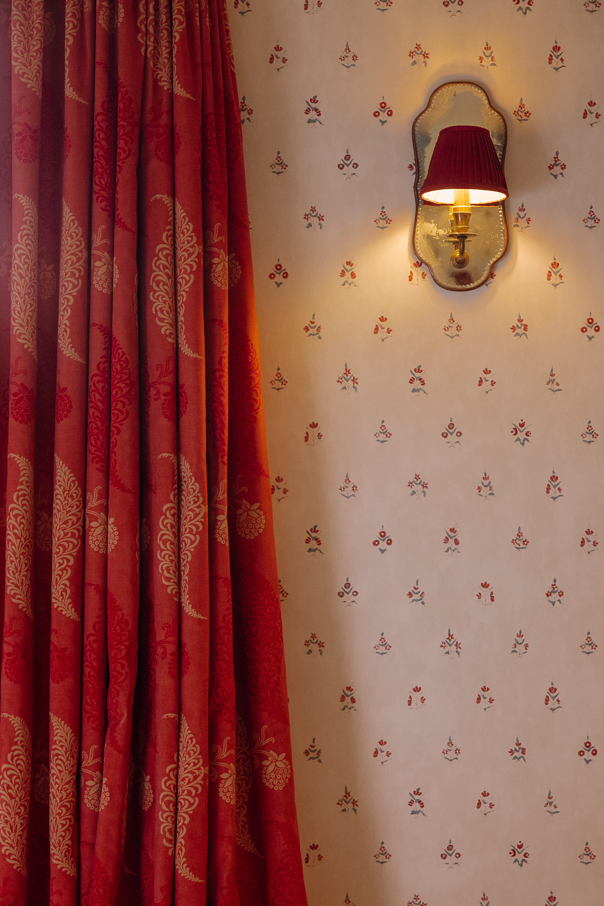 Farmleigh in velvet image 16