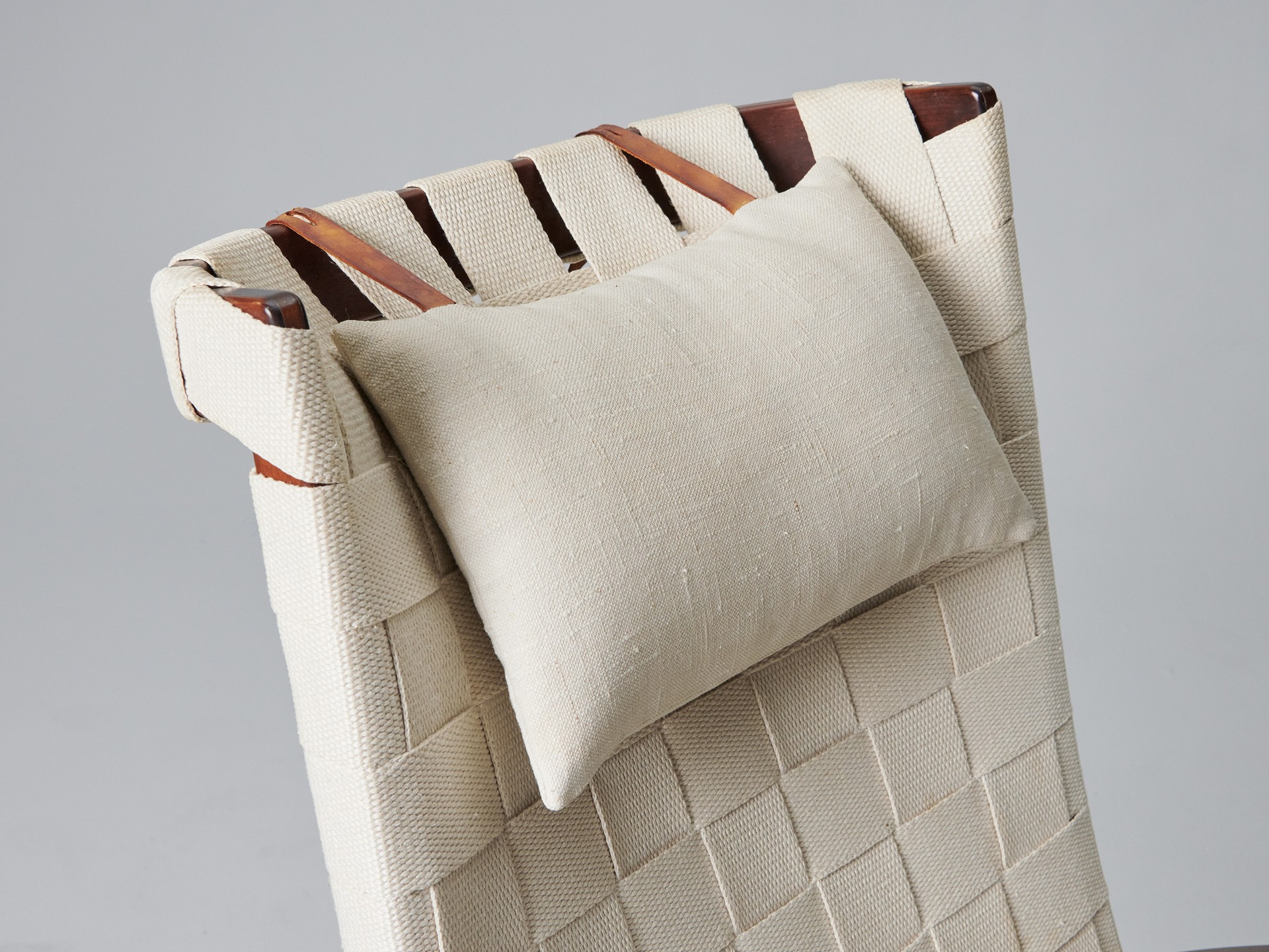 'Grasshopper' Armchair image 7