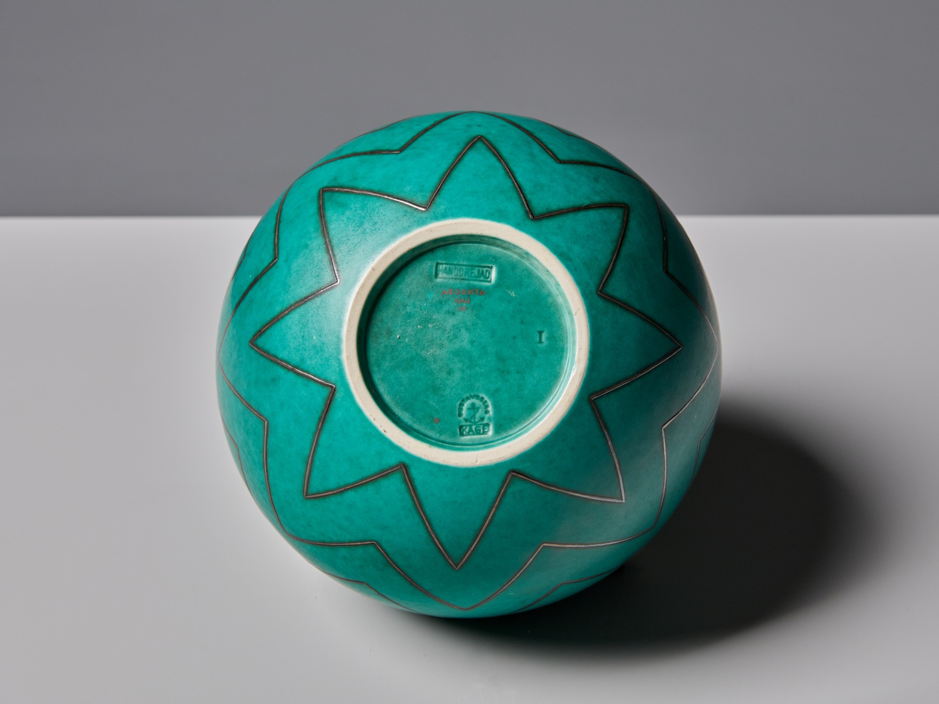'Argenta' Vase image 5
