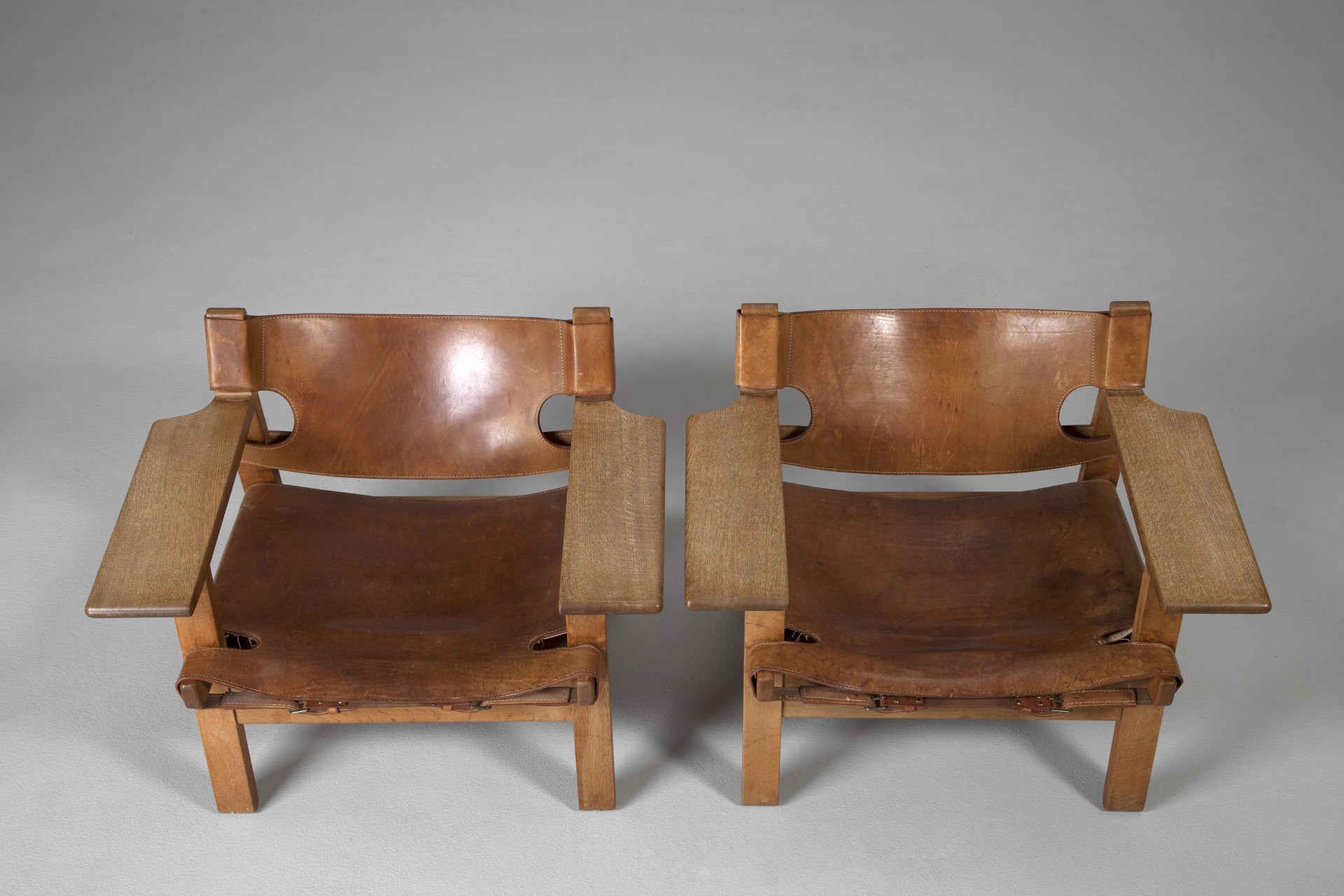 Set of Three Armchairs 'The Spanish Chair' image 4