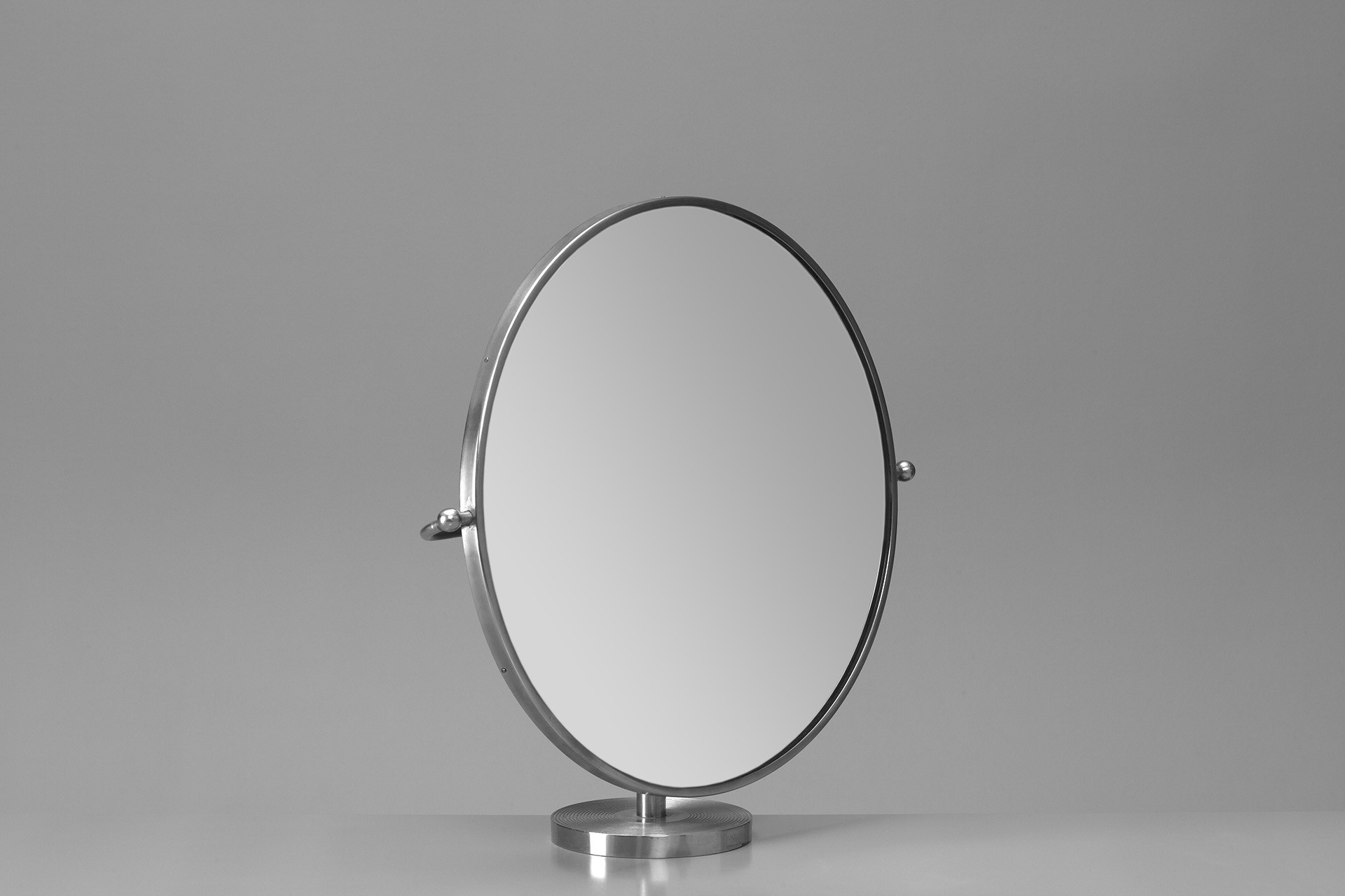 Table Mirror image 2