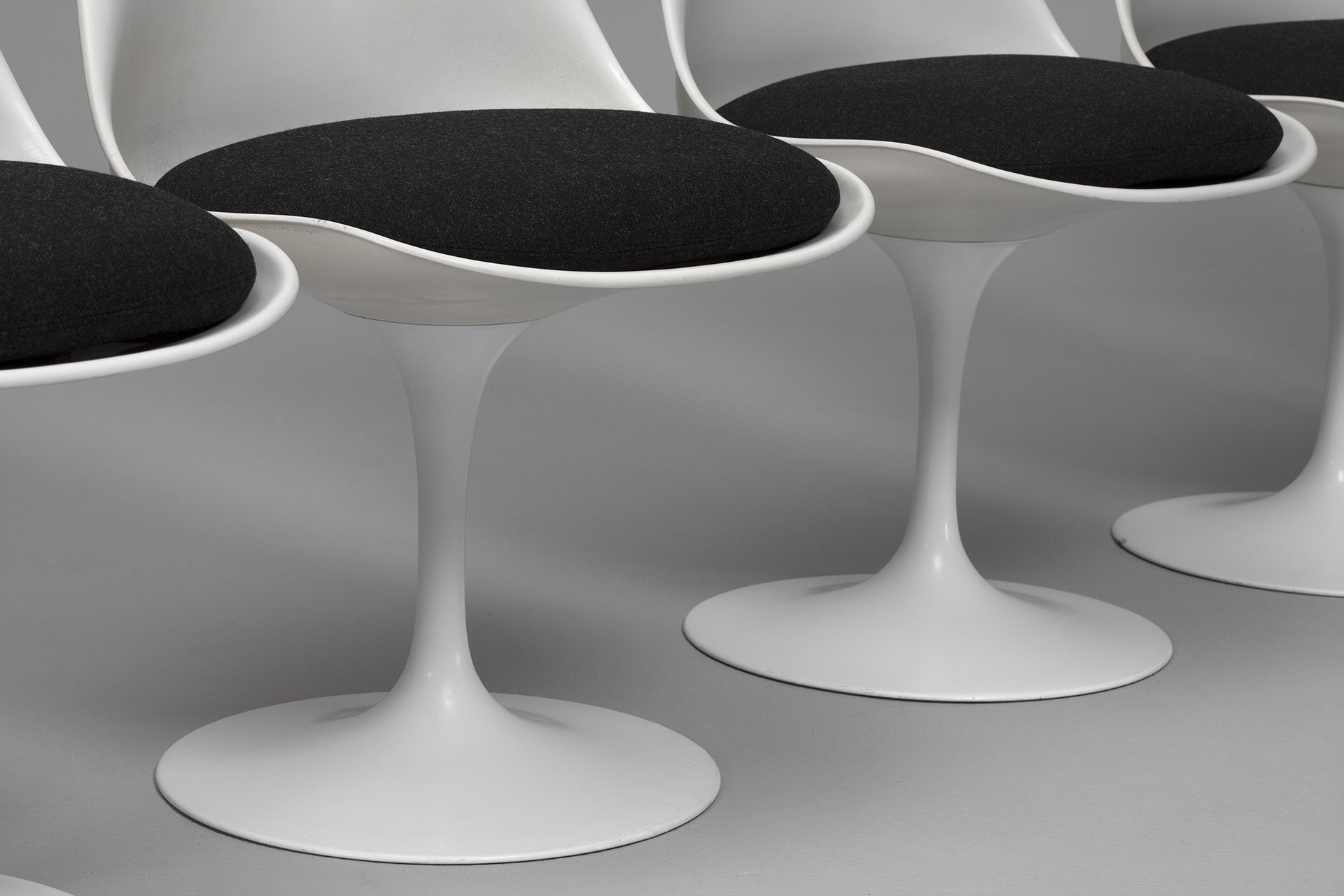 Five Tulip Chairs image 5