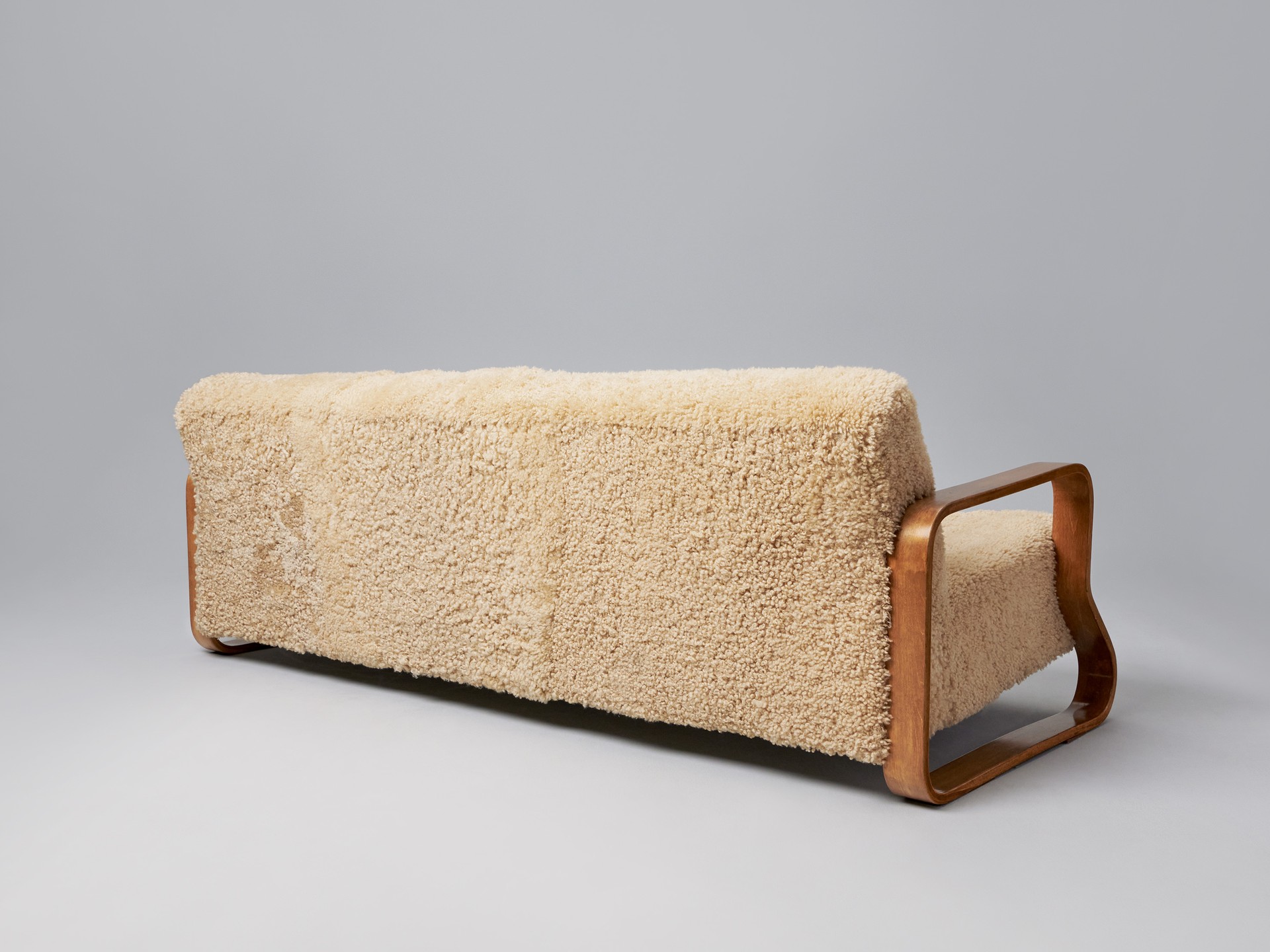 Sofa image 4