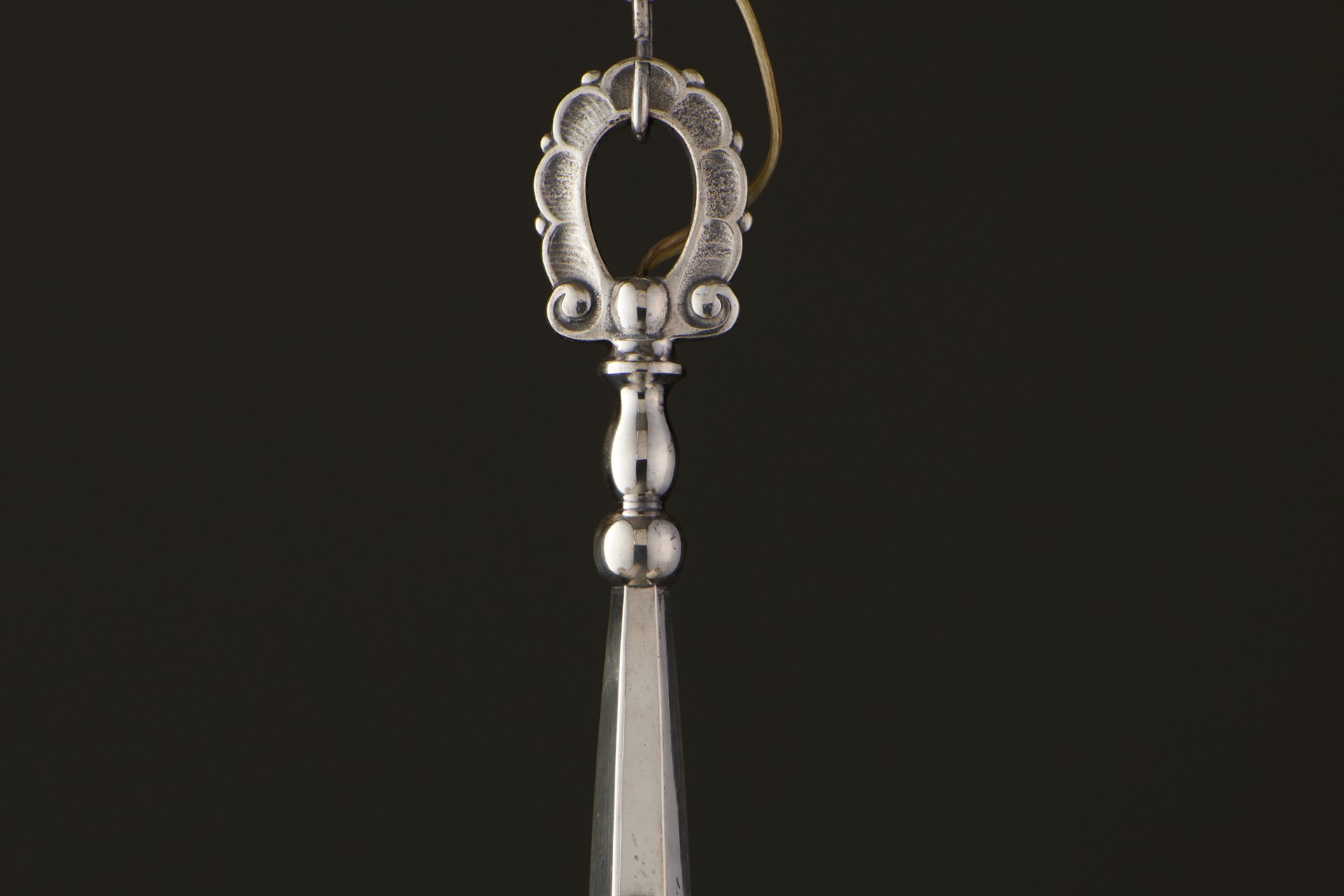 Chandelier image 5