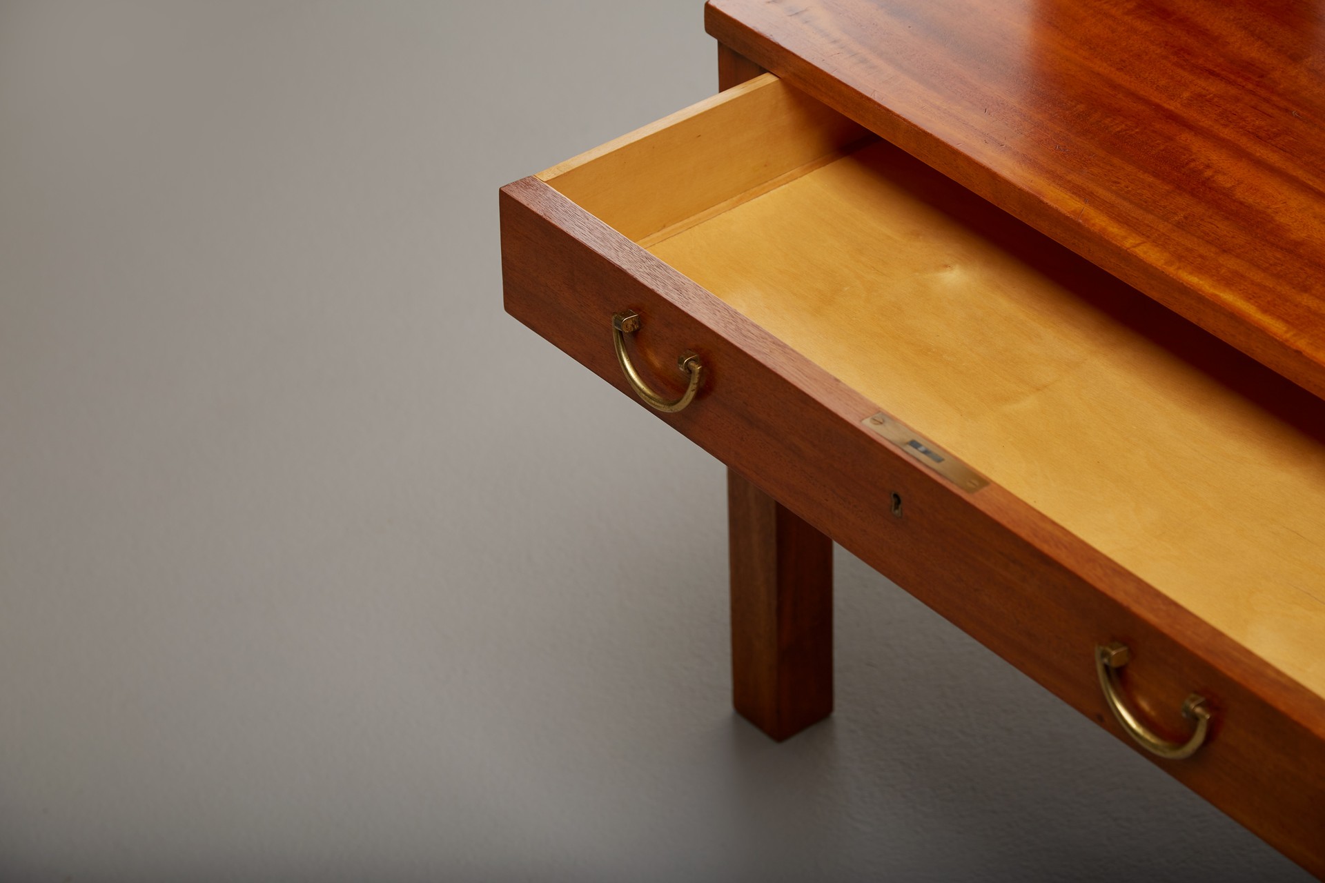 Bookshelf, Model no. 1142 image 6