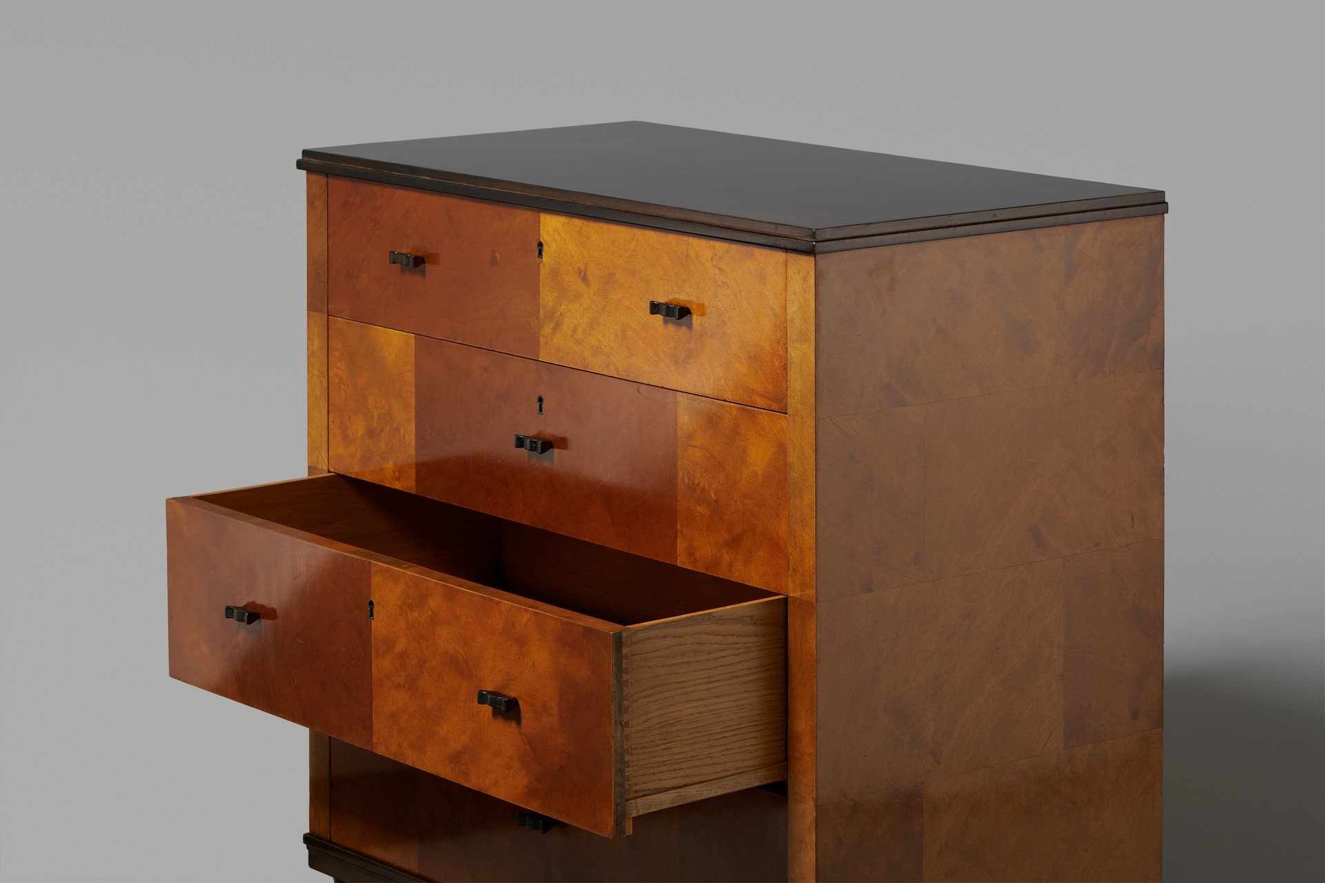 "Haga" Chest of Drawers image 5