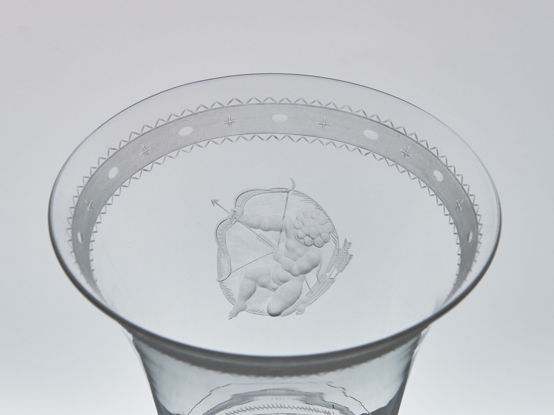 Vase image 5