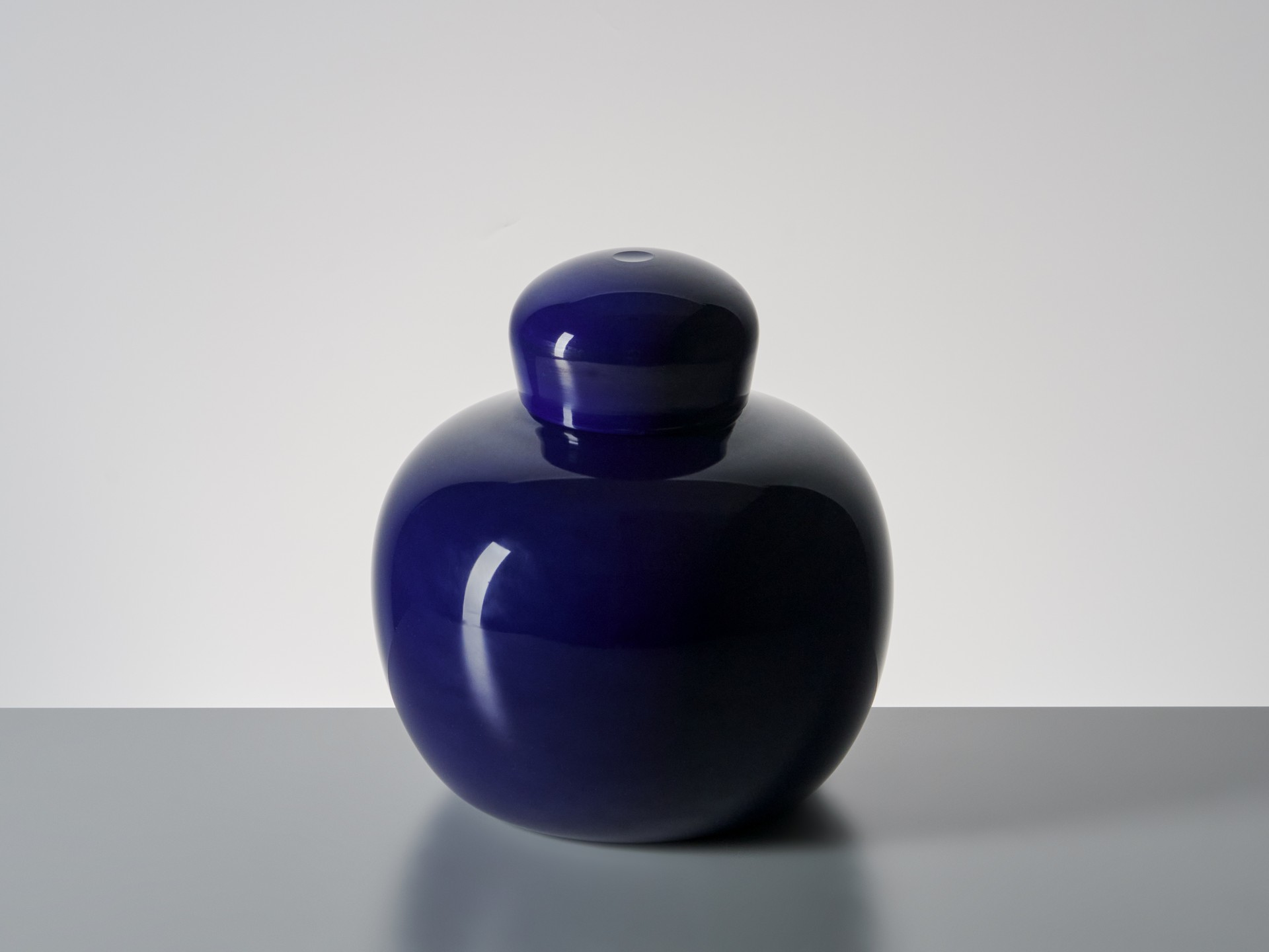 'Cinesi' Vase image 3