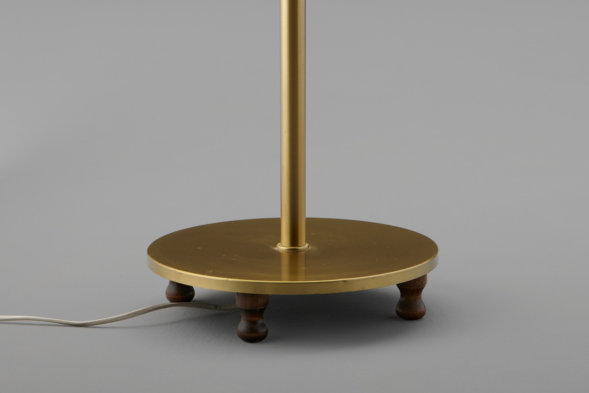 'Small Camel' Adjustable Floor Lamp, Model no. 2568/1 image 5