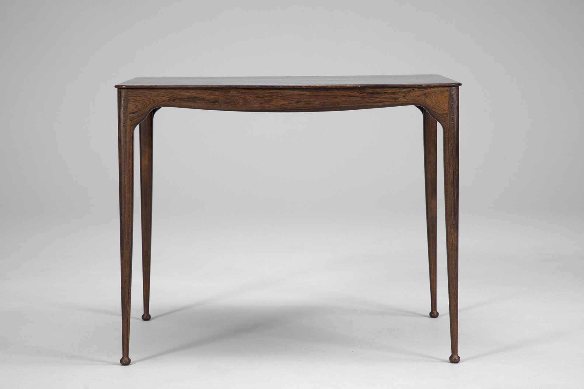 “Museum table” image 8