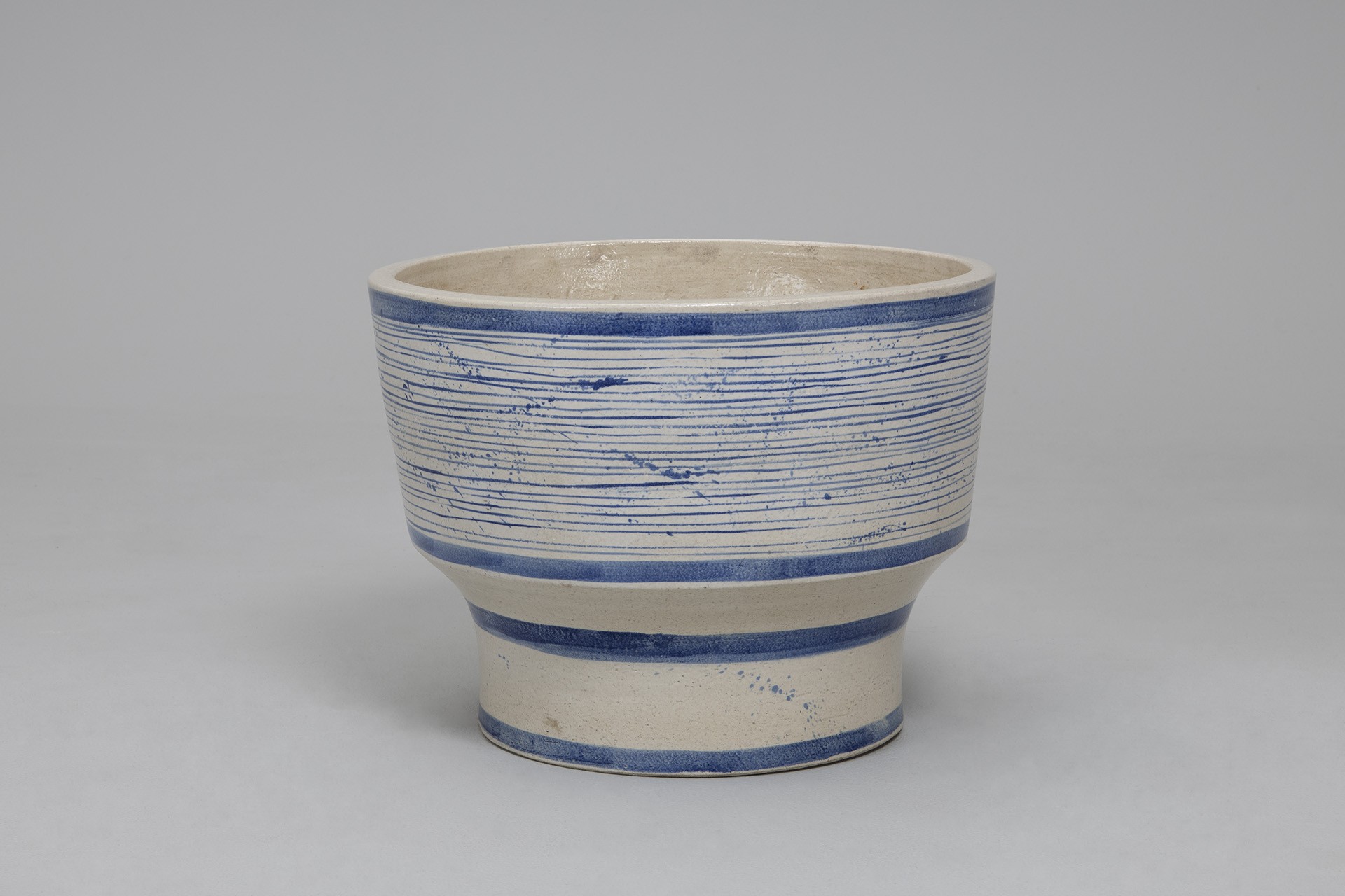Two Large Floor Vases image 13
