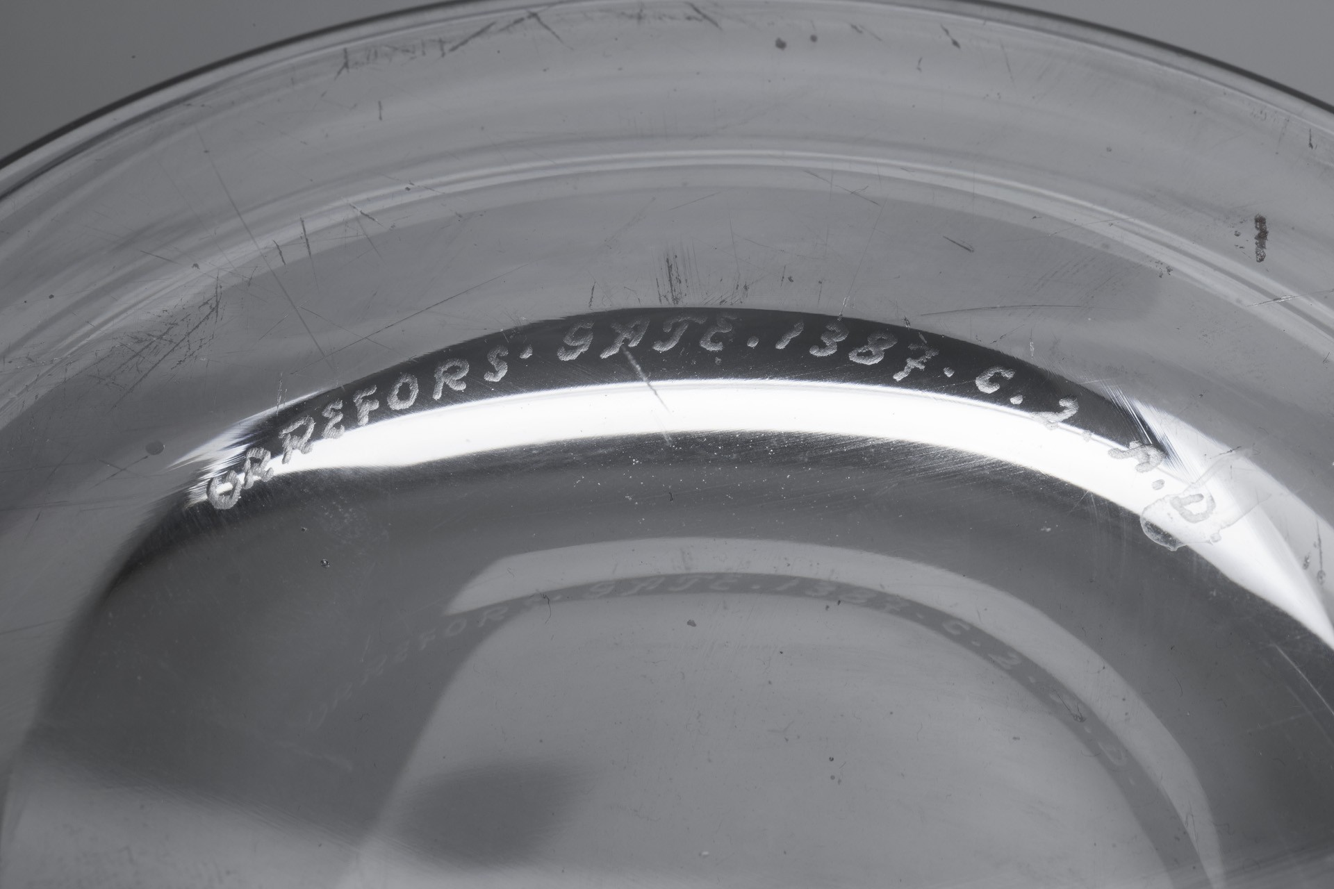 Vase image 4