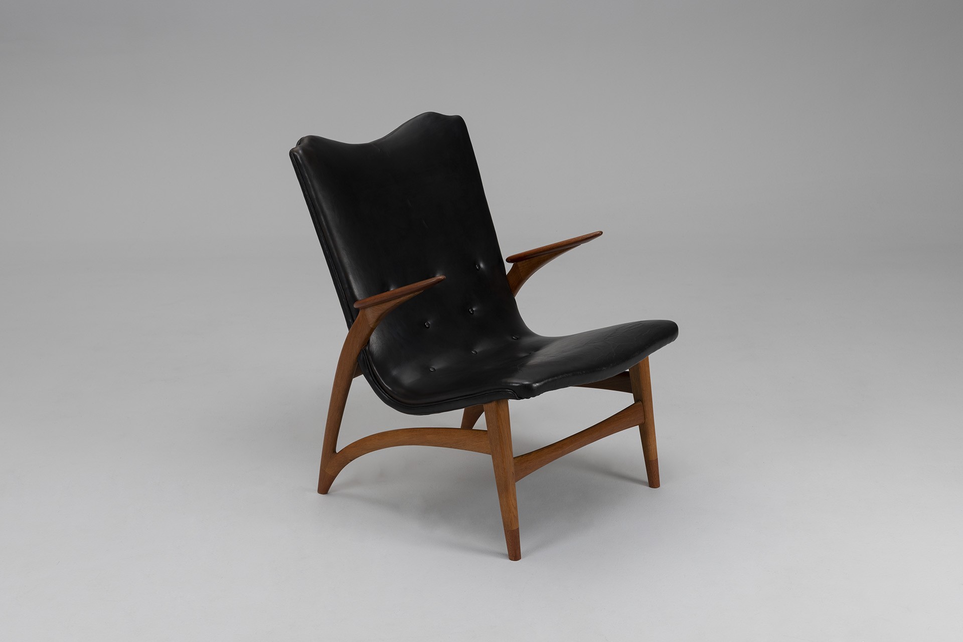 Armchair image 2