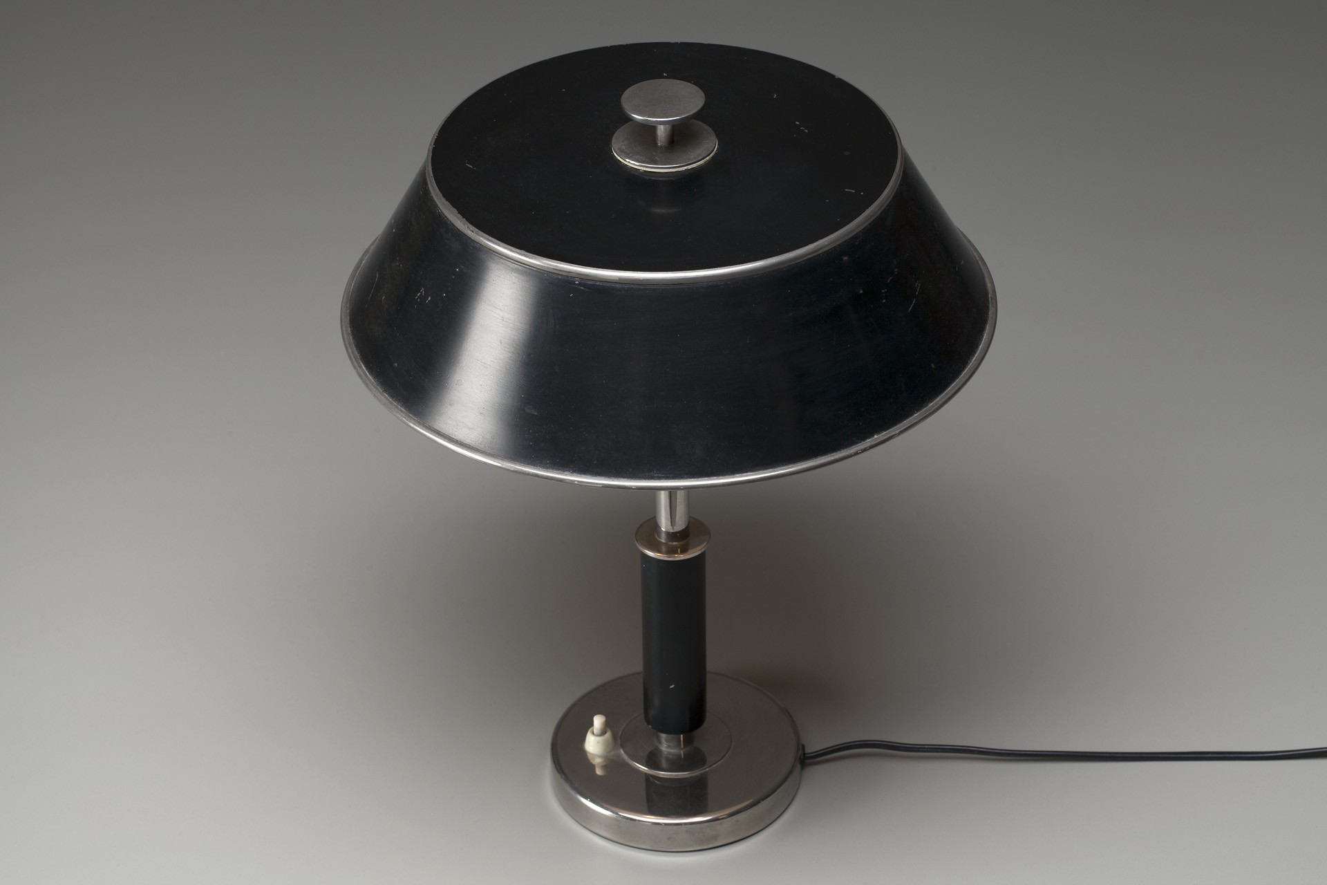 Table Lamp image 2