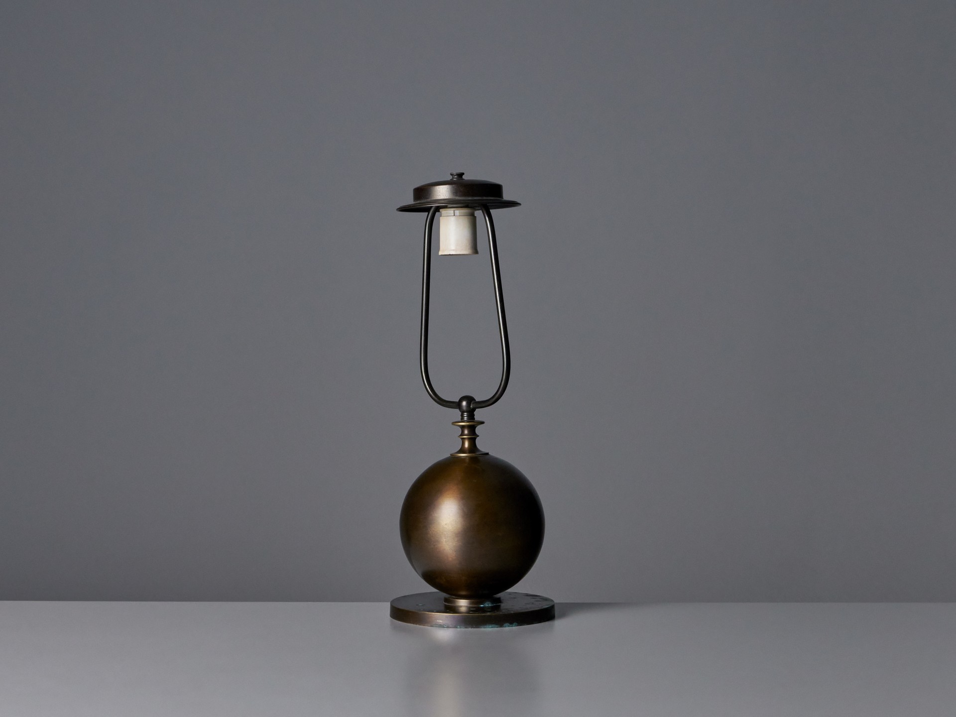 Table Lamp image 3