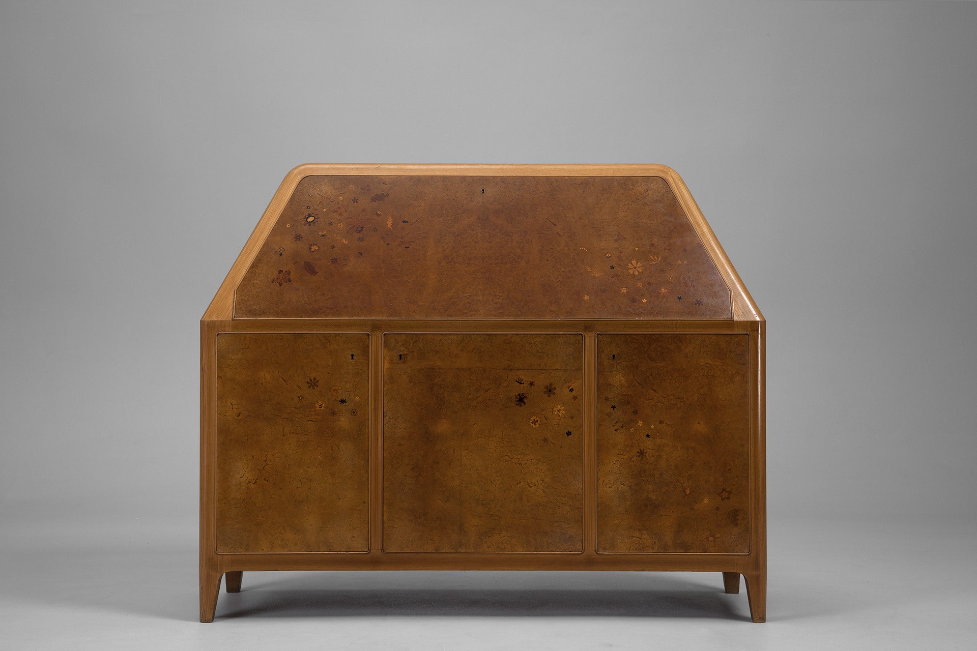 Bureau Paris World Fair 1937 image 2