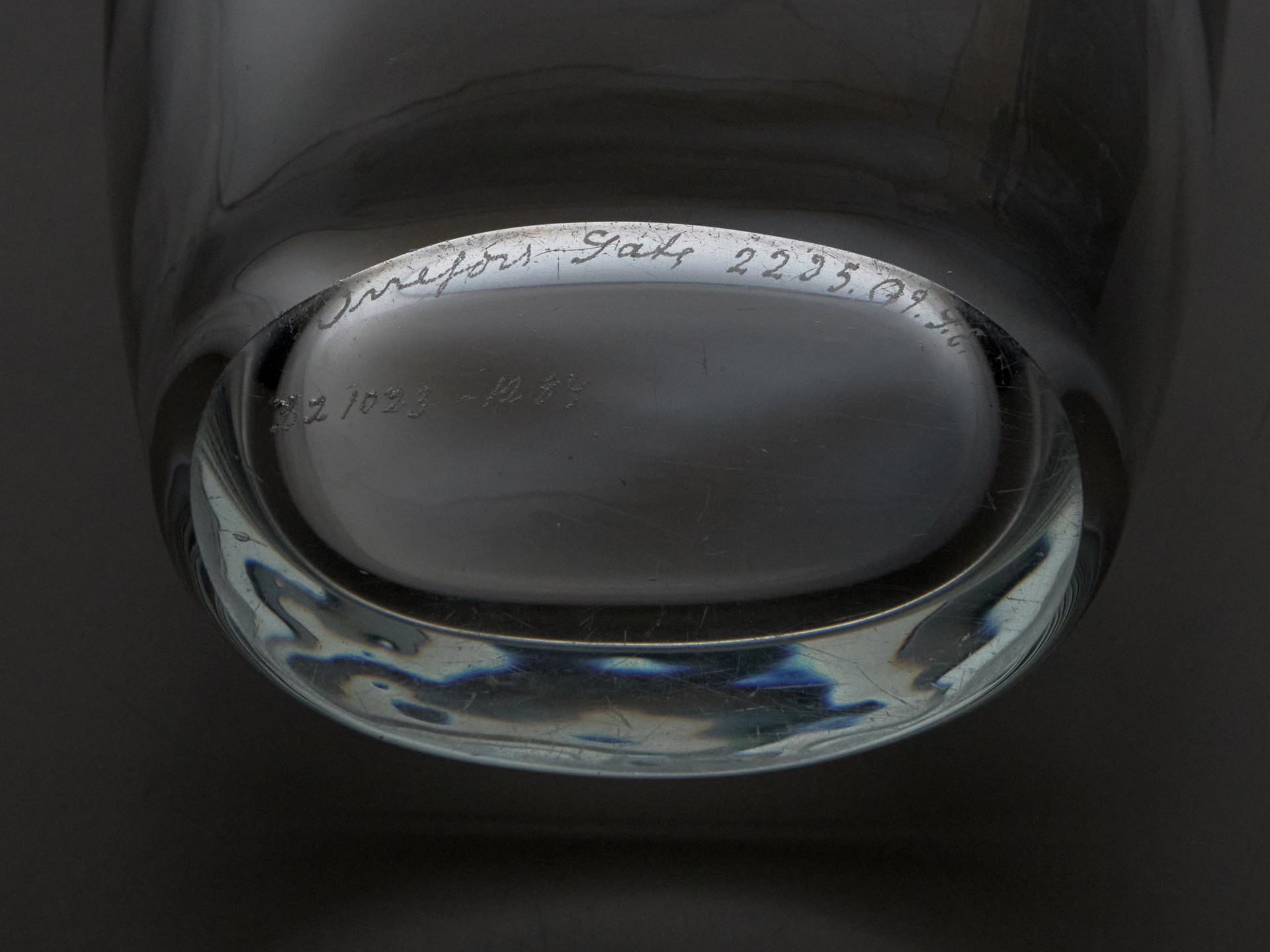 Vase image 6