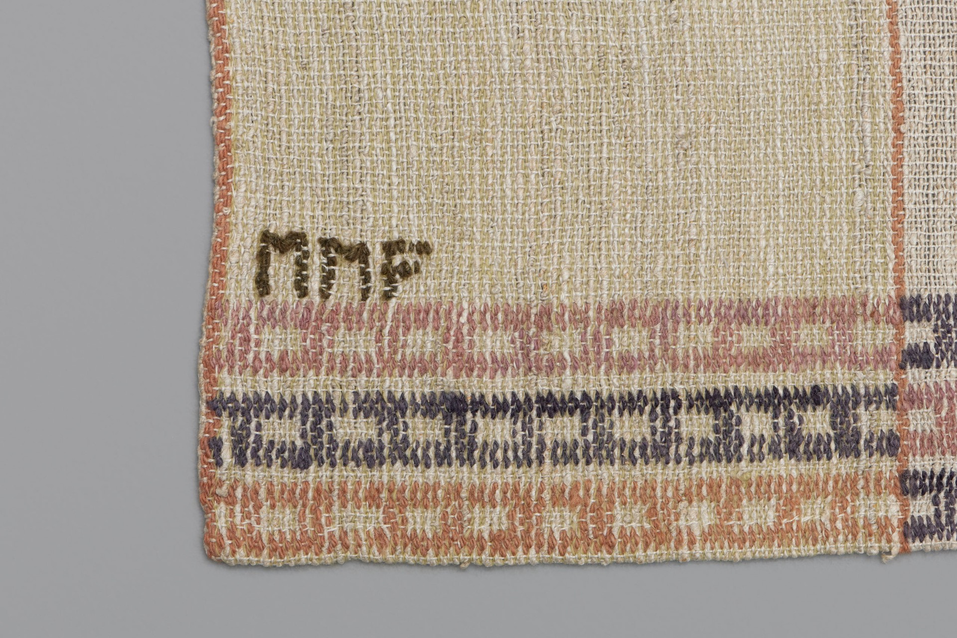'Gul Våd' Tapestry image 6