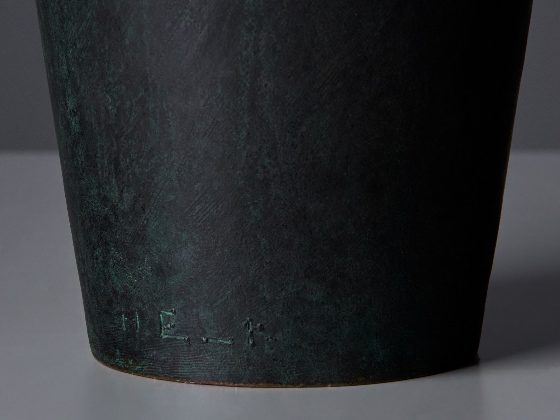 Vase image 6