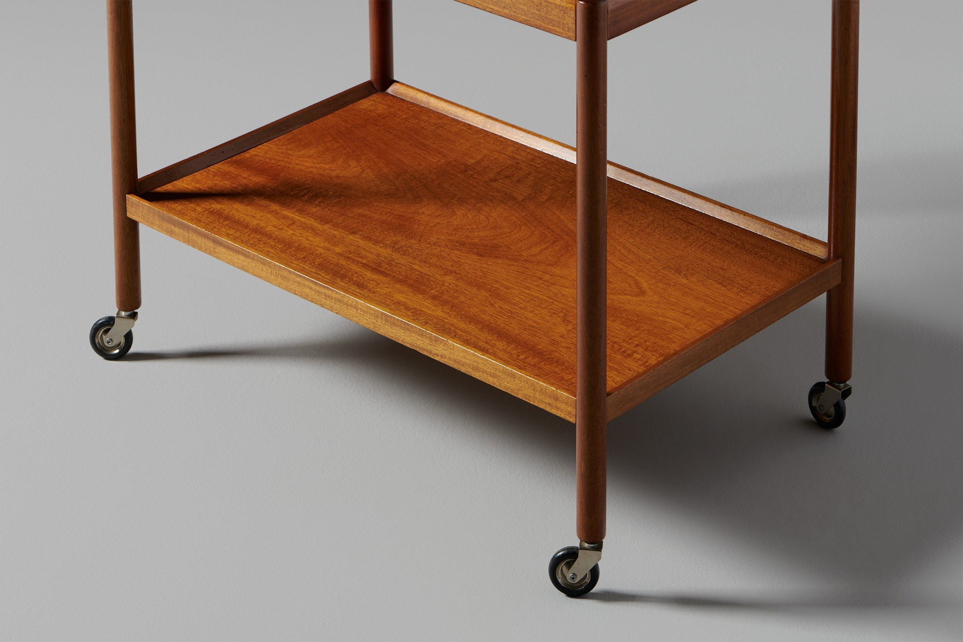 Trolley image 4