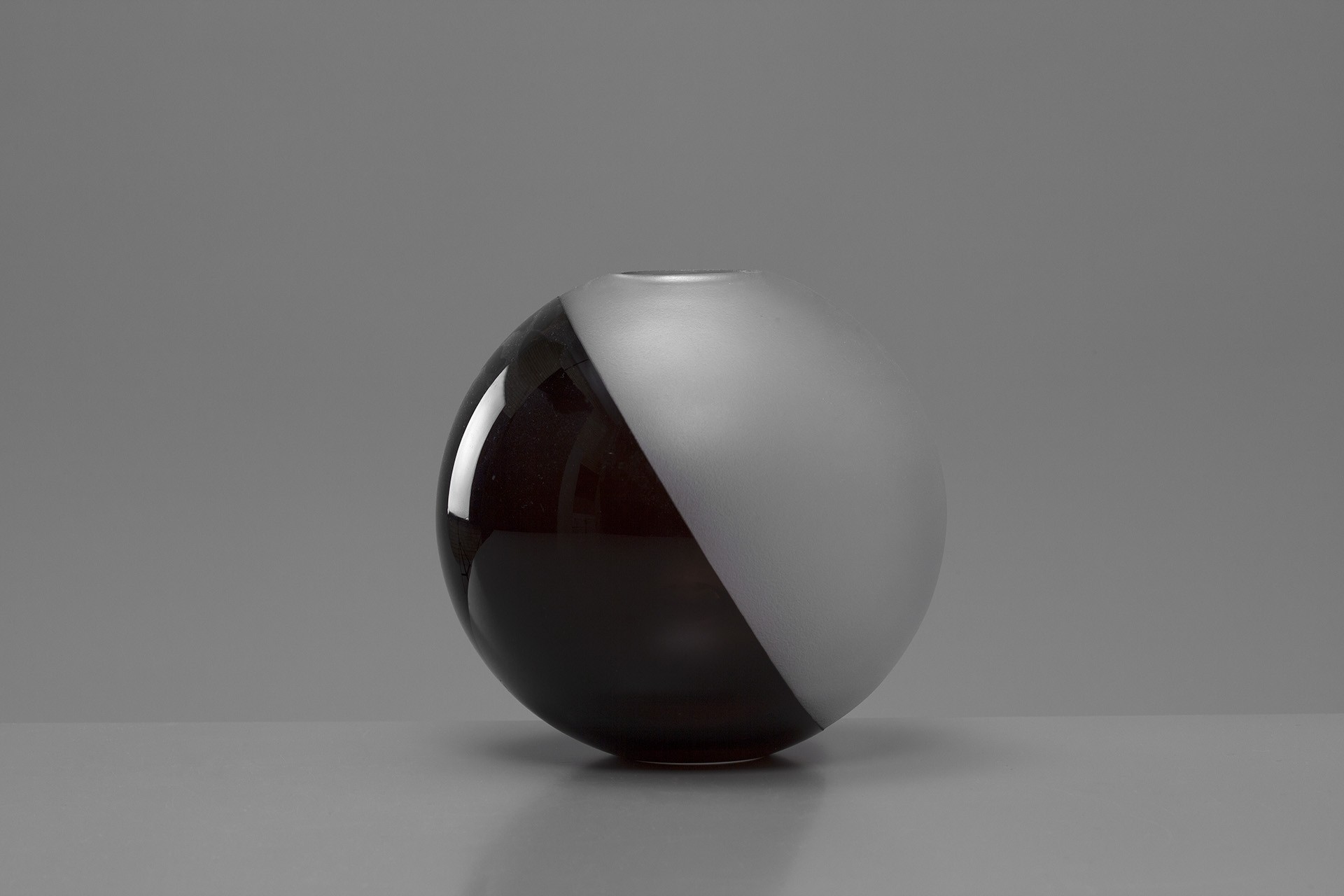 Vase image 2