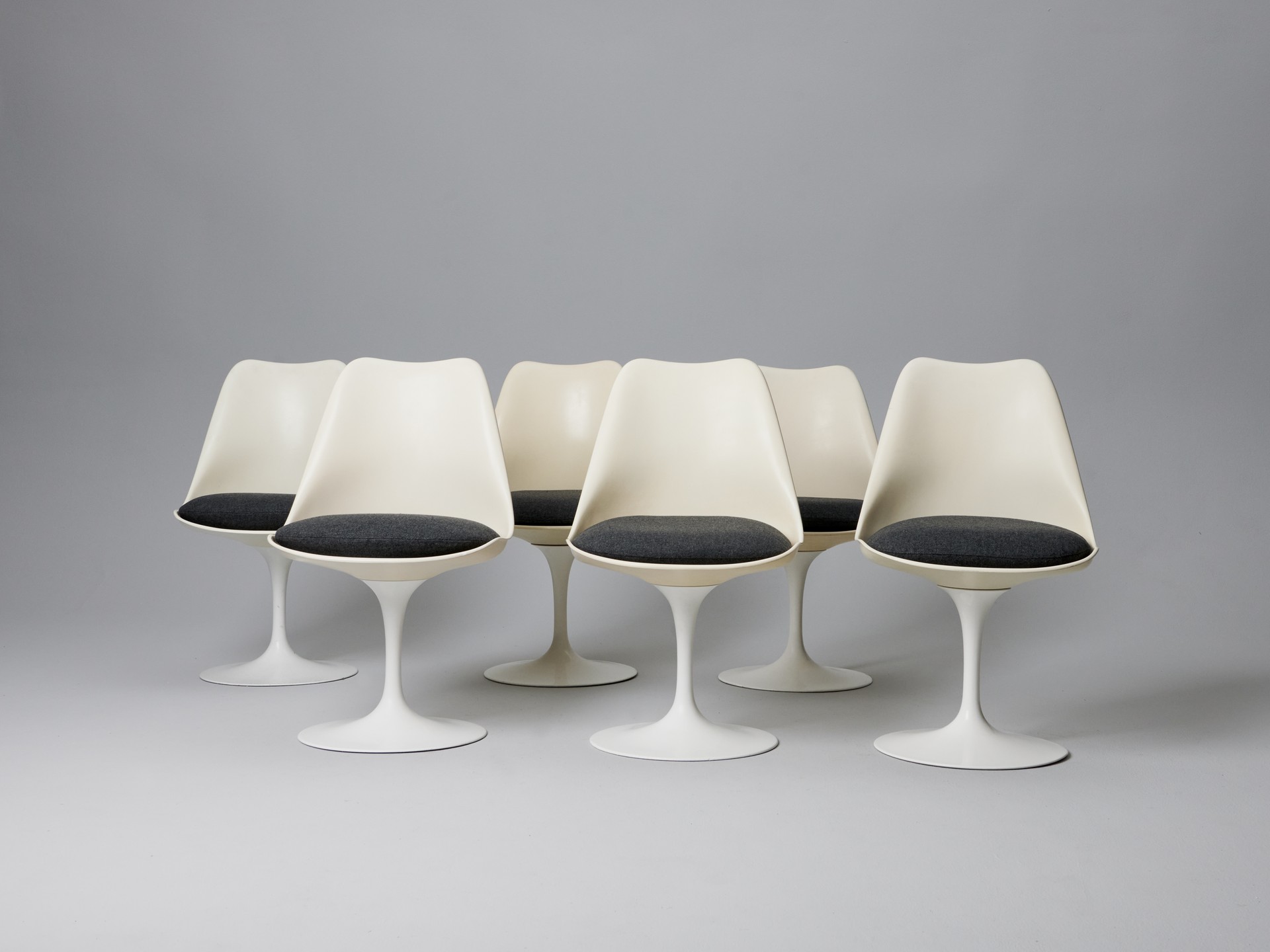 Set of Six 'Tulip' Chairs image 2