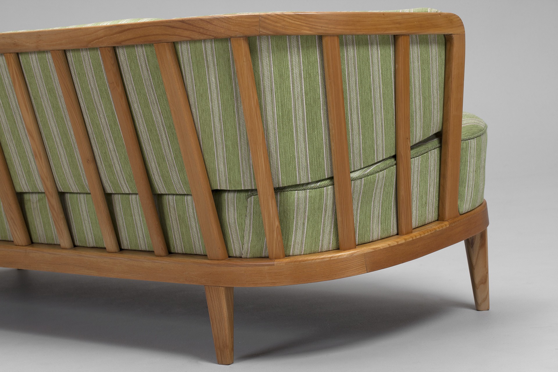 Sofa image 5