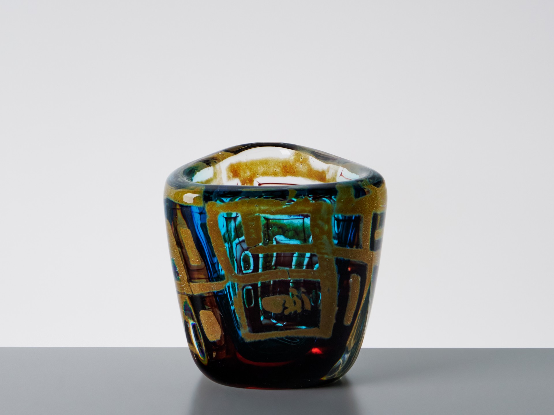 Vase image 2