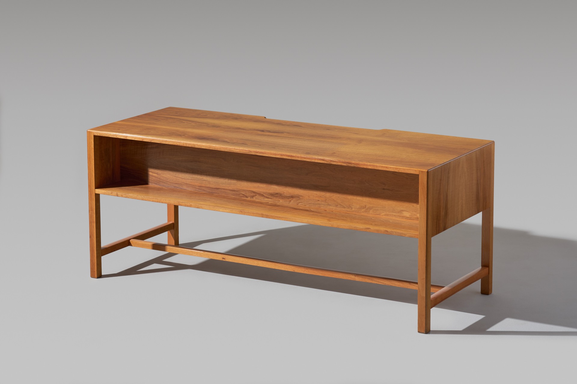 Desk image 2