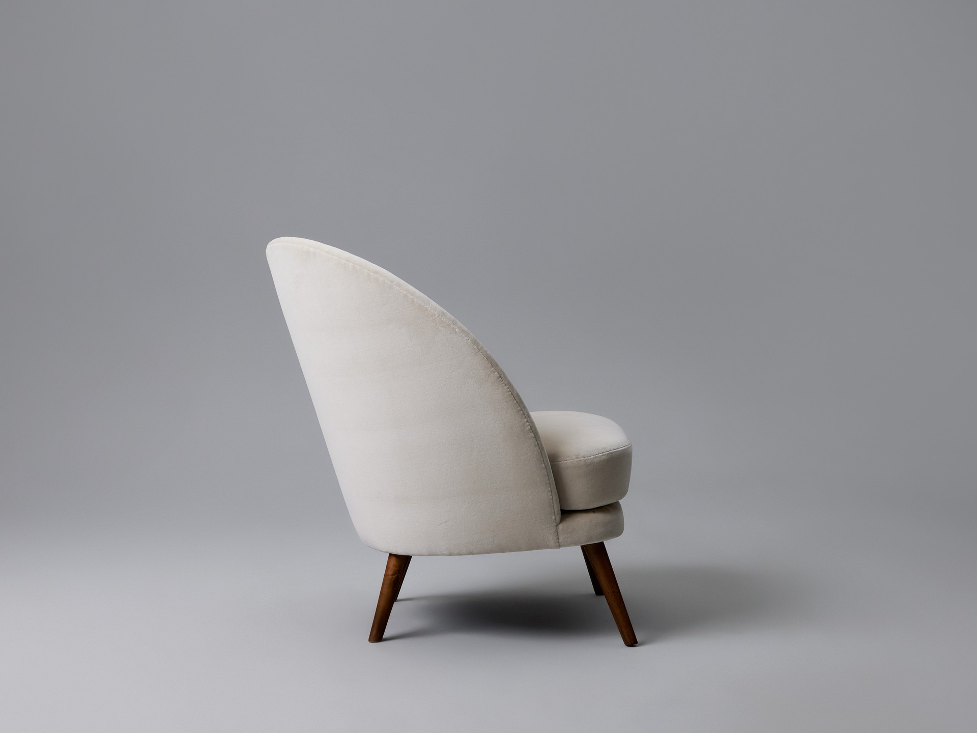 Pair of Lounge Chairs image 5