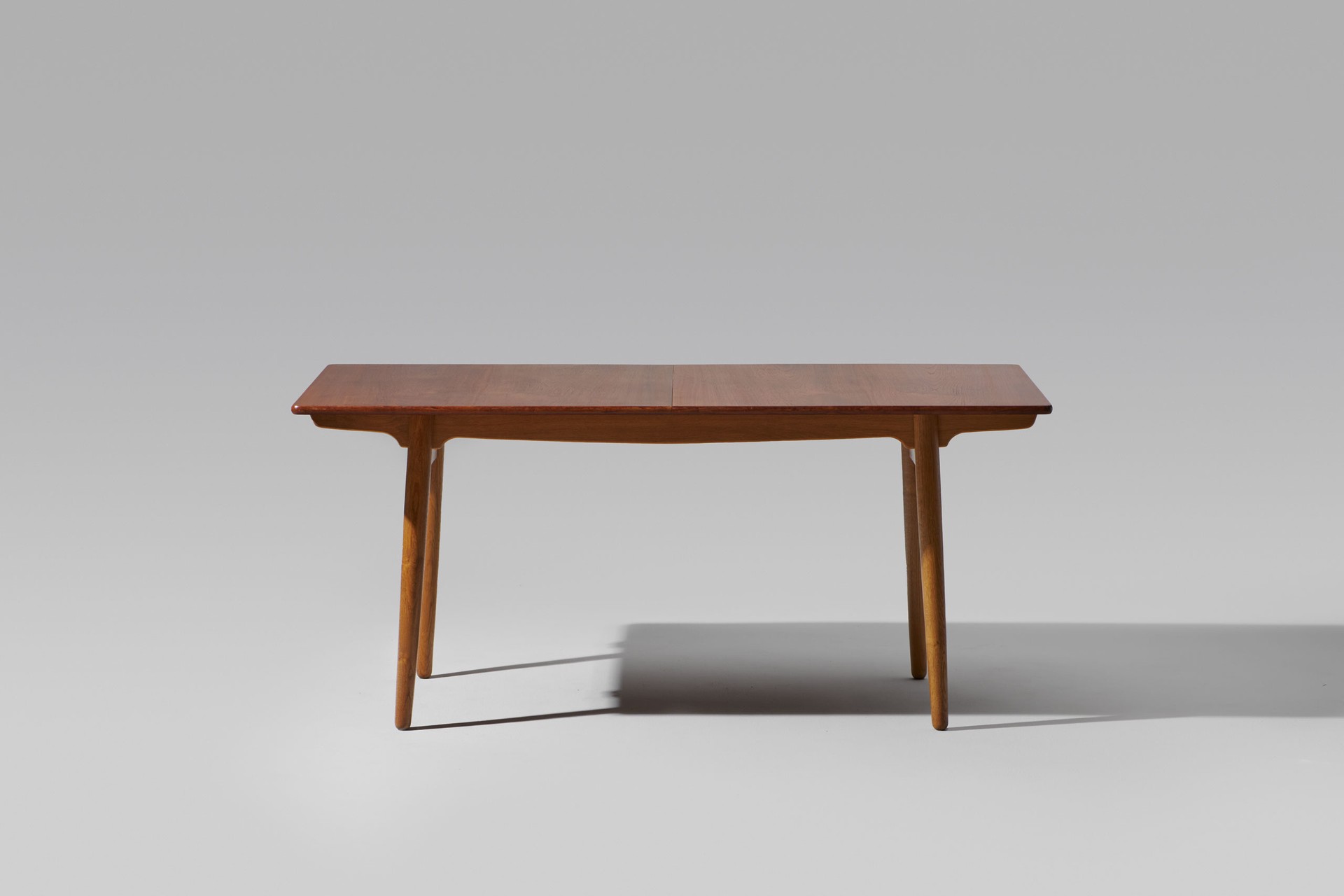 Extendable Dining Table image 3