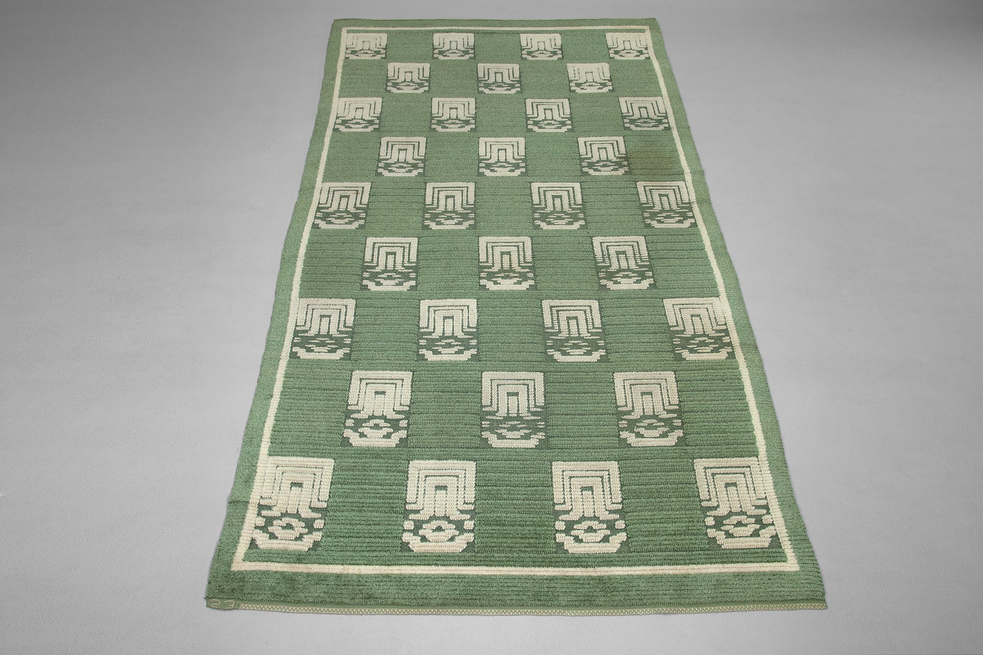 Relief Woven Carpet image 2