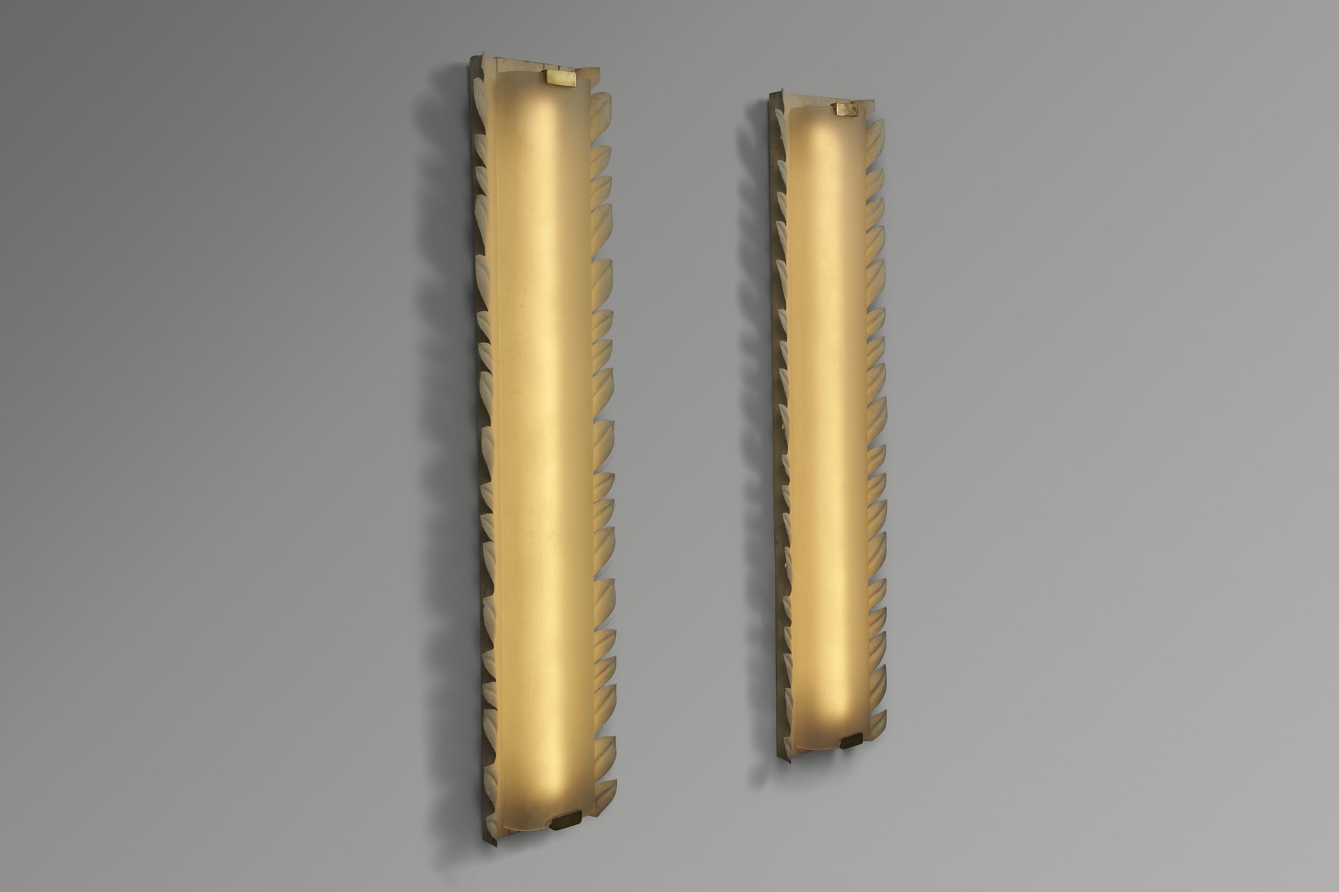 Pair of Wall Lamps image 3