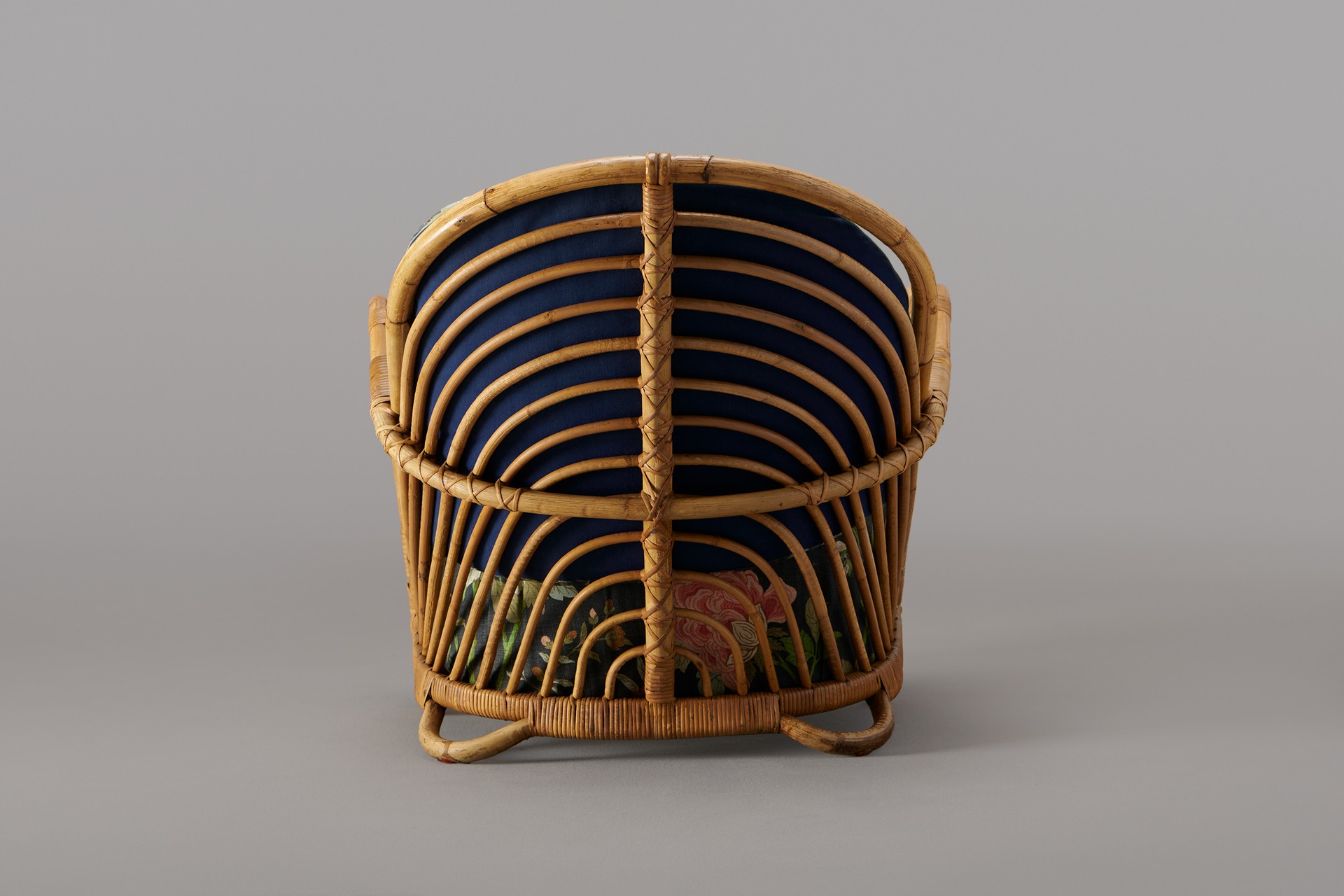 “Charlottenborg” Armchair, Model no. AJ 237 image 3