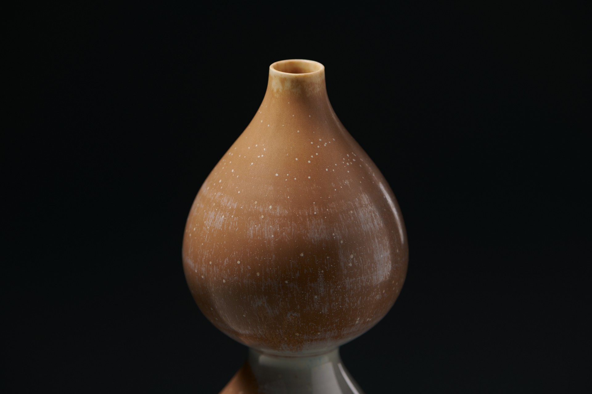 Vase image 3