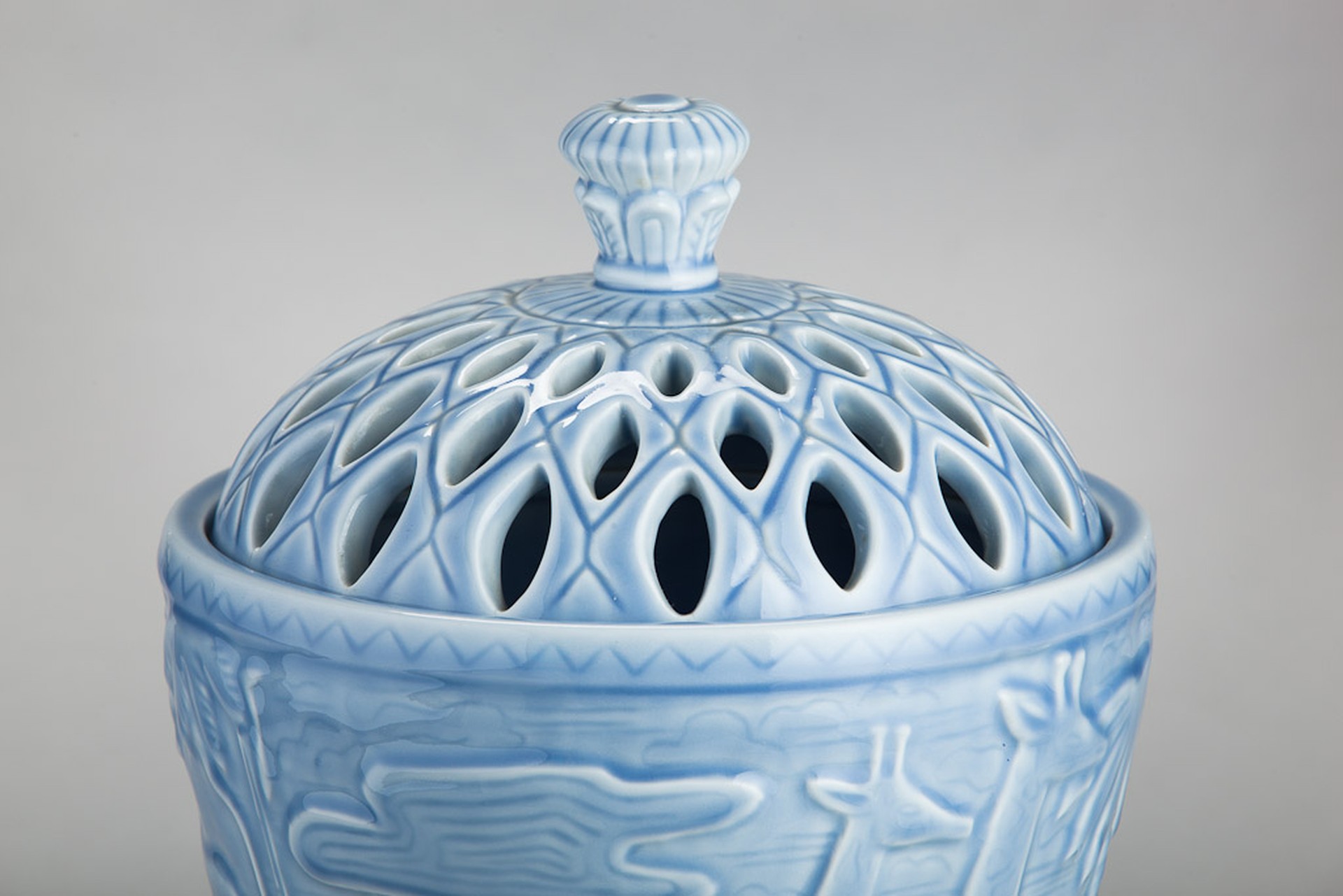 Ceramic vase image 2