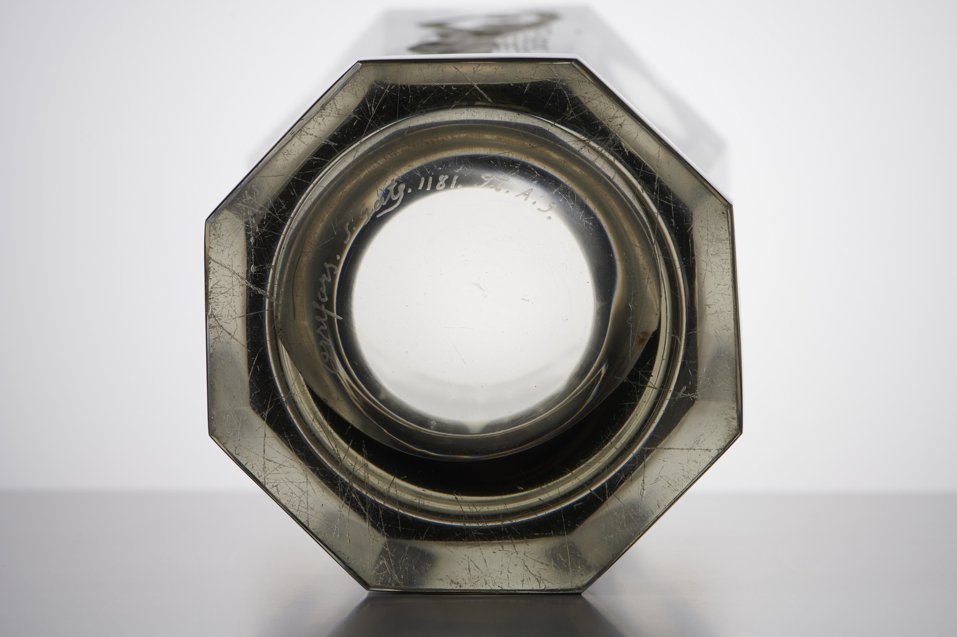 Vase image 6