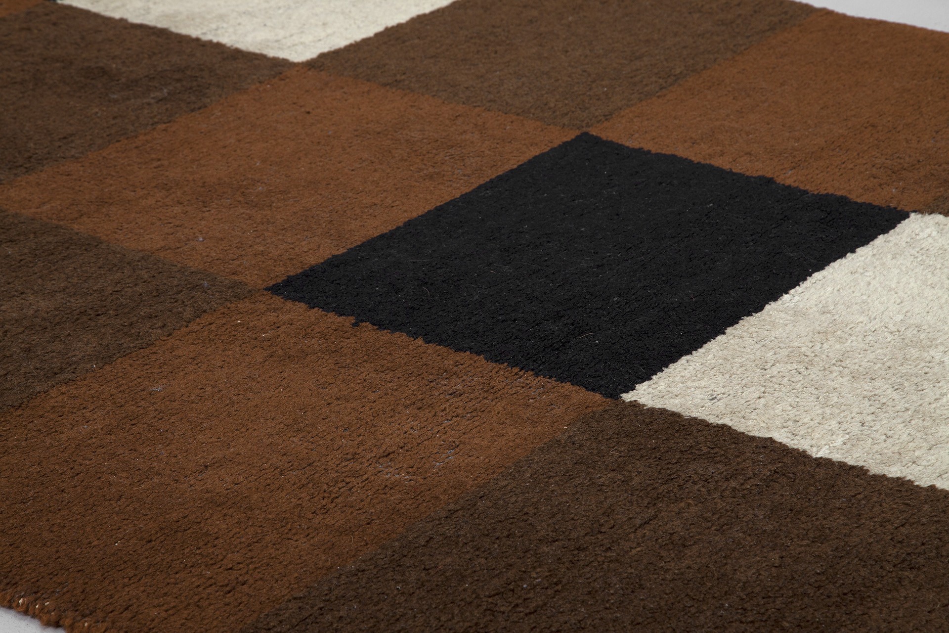 Rug image 3