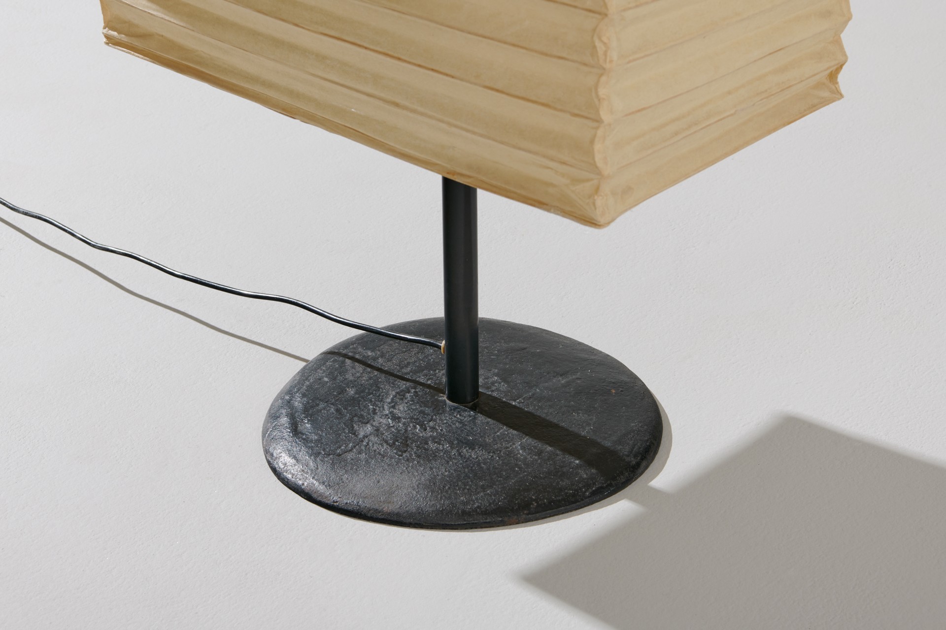 Early Floor Lamp image 5