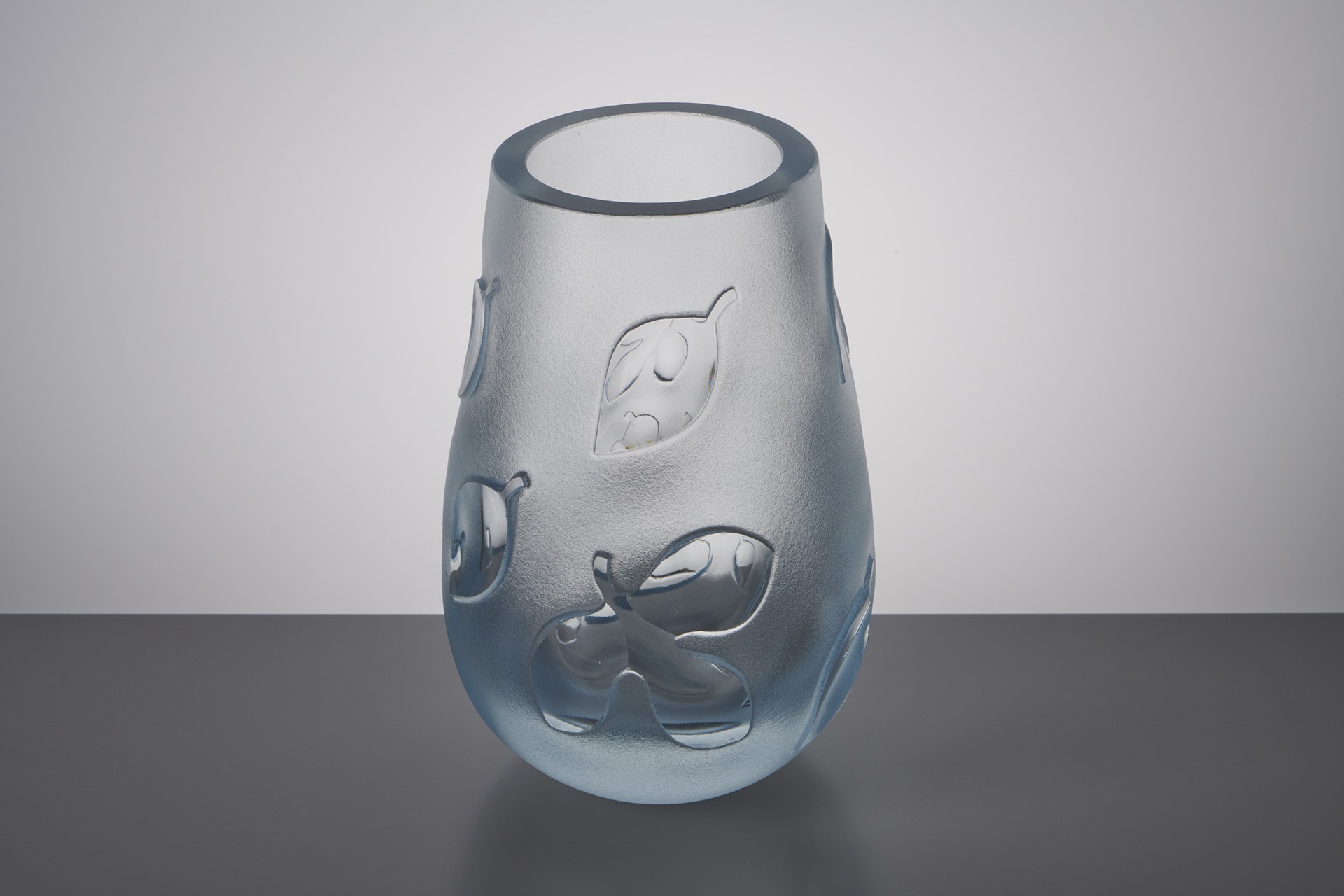 Vase image 3